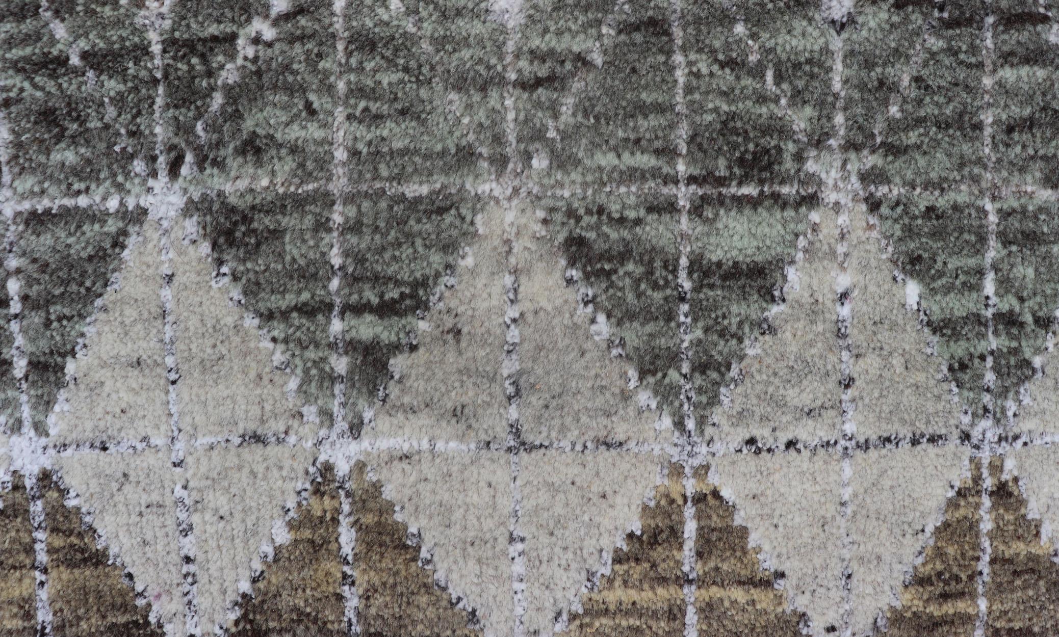 Indian Modern Scandinavian Piled Rug with Diamond Pattern in Green and Brown 4'2 x 5'2 For Sale