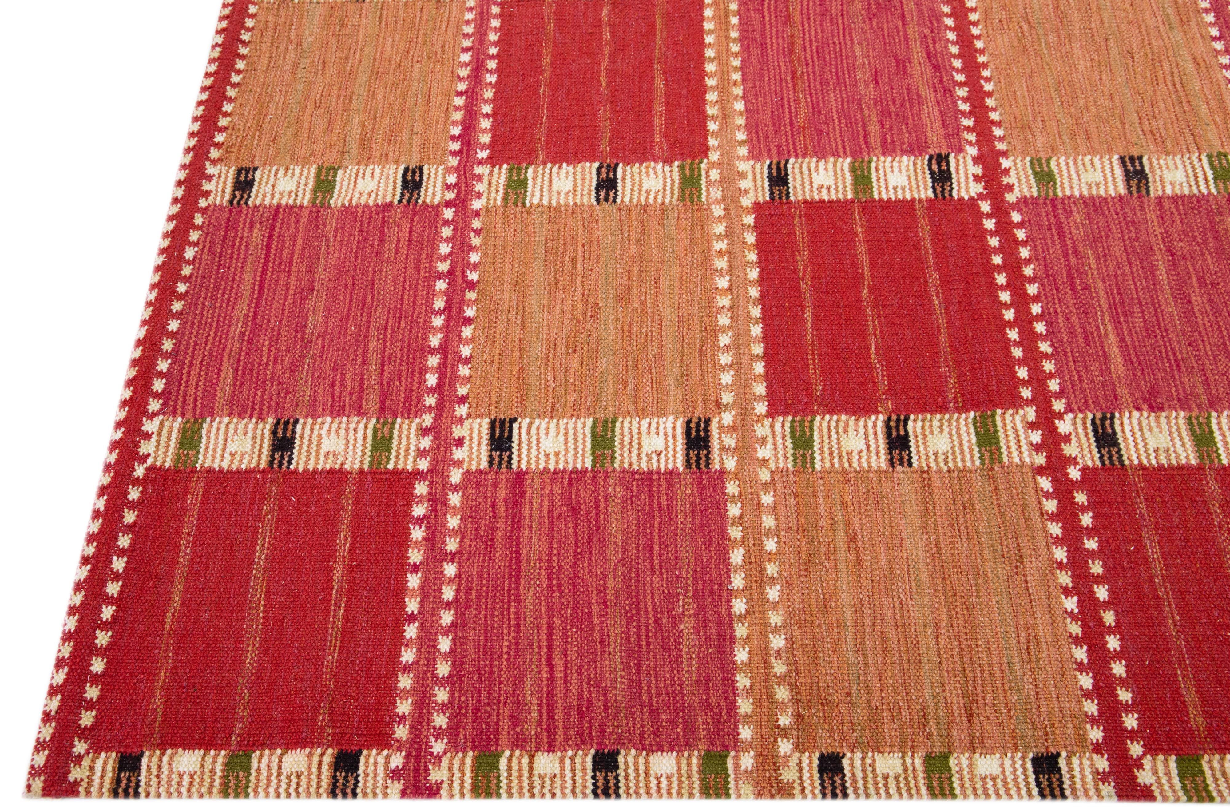 Indian Modern Scandinavian Red & Orange Handmade Geometric Wool Rug For Sale