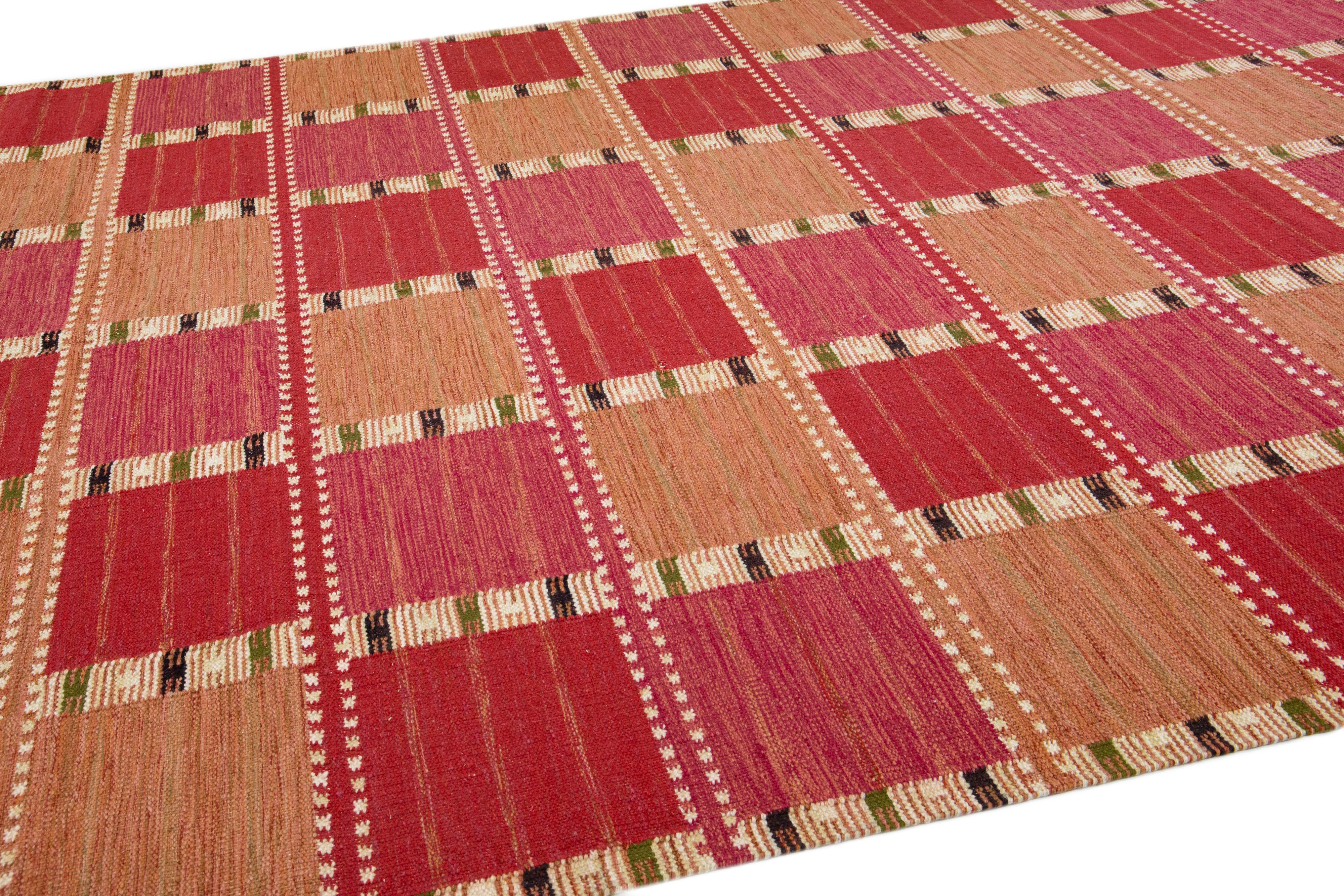 Modern Scandinavian Red & Orange Handmade Geometric Wool Rug In New Condition For Sale In Norwalk, CT