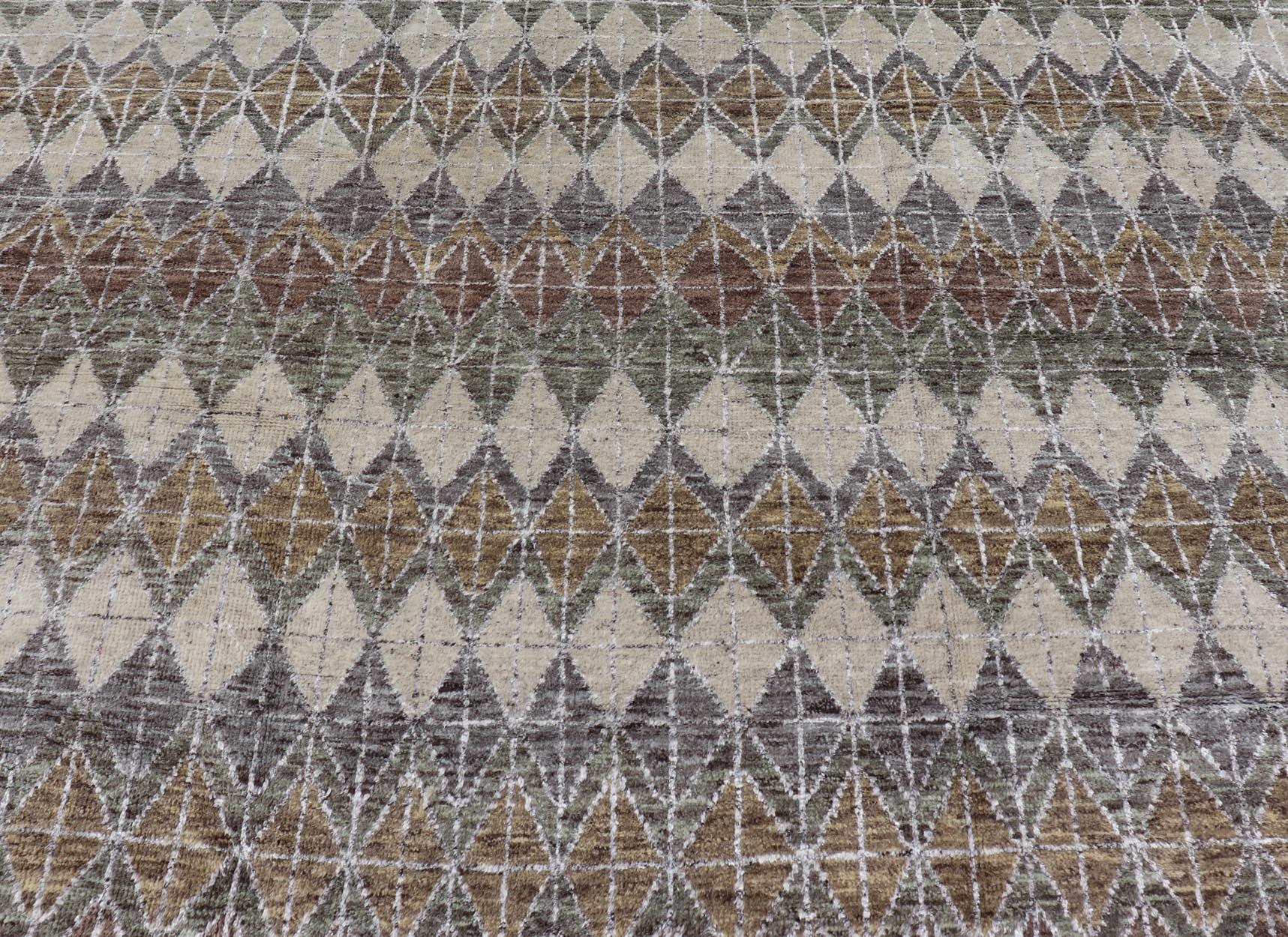 Tappeto moderno scandinavo con motivi a diamante ripetuti 10 x 12 in vendita 4