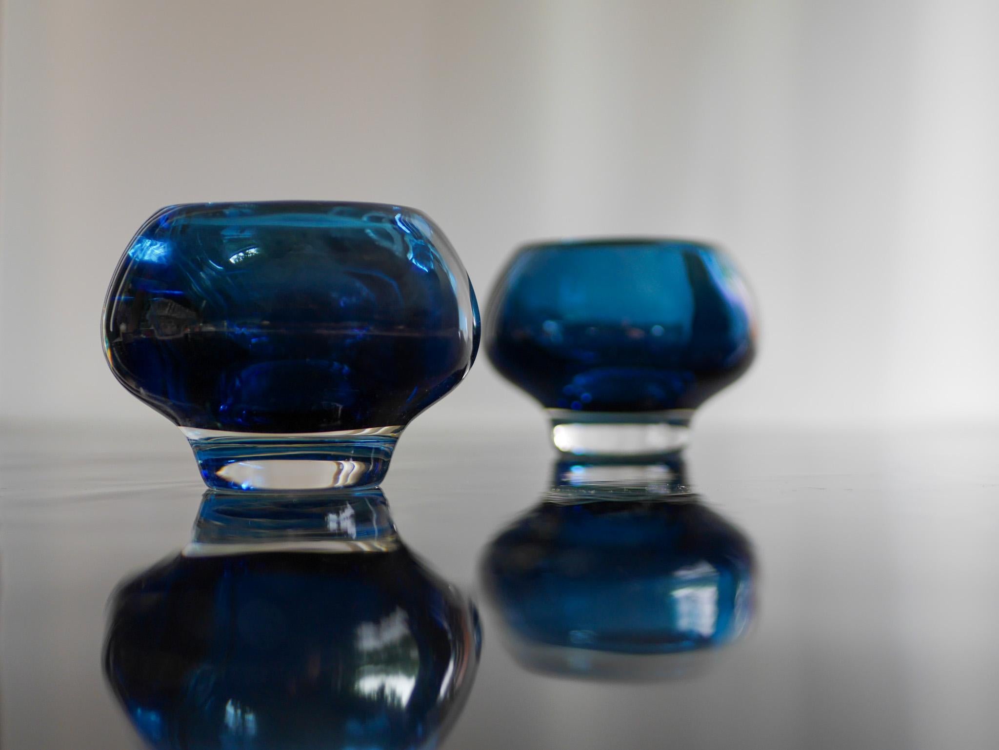 Mid-20th Century Modern Scandinavian sommerso glass bowls by Mona Morales Kosta Boda, Sweden For Sale