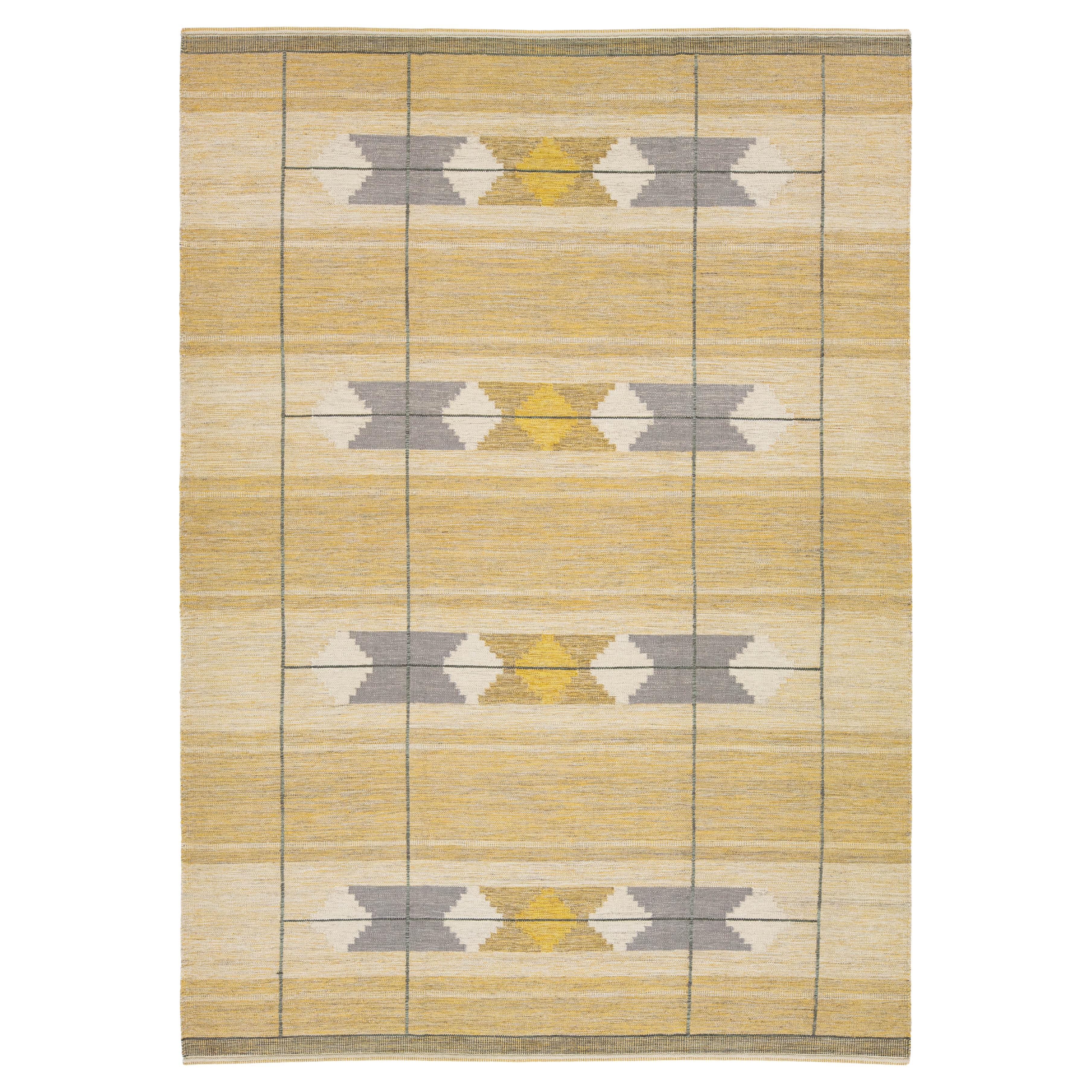Modern Scandinavian Style Flat-Weave Beige Wool Rug With Geometric Design