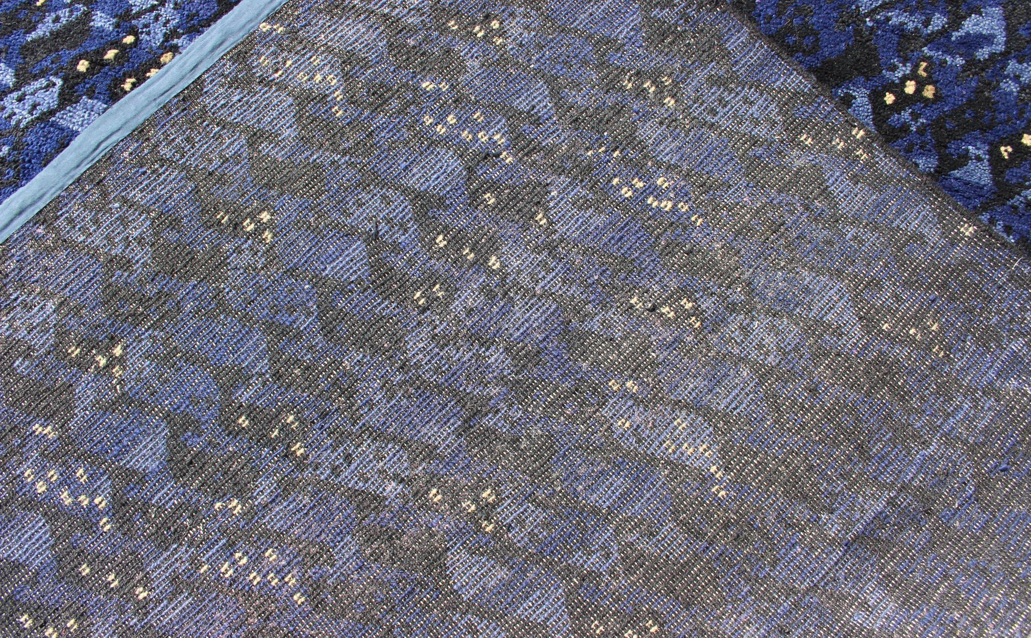 Moderner skandinavischer/schweizer Teppich im geometrischen Design von Keivan Woven Arts (Handgeknüpft) im Angebot