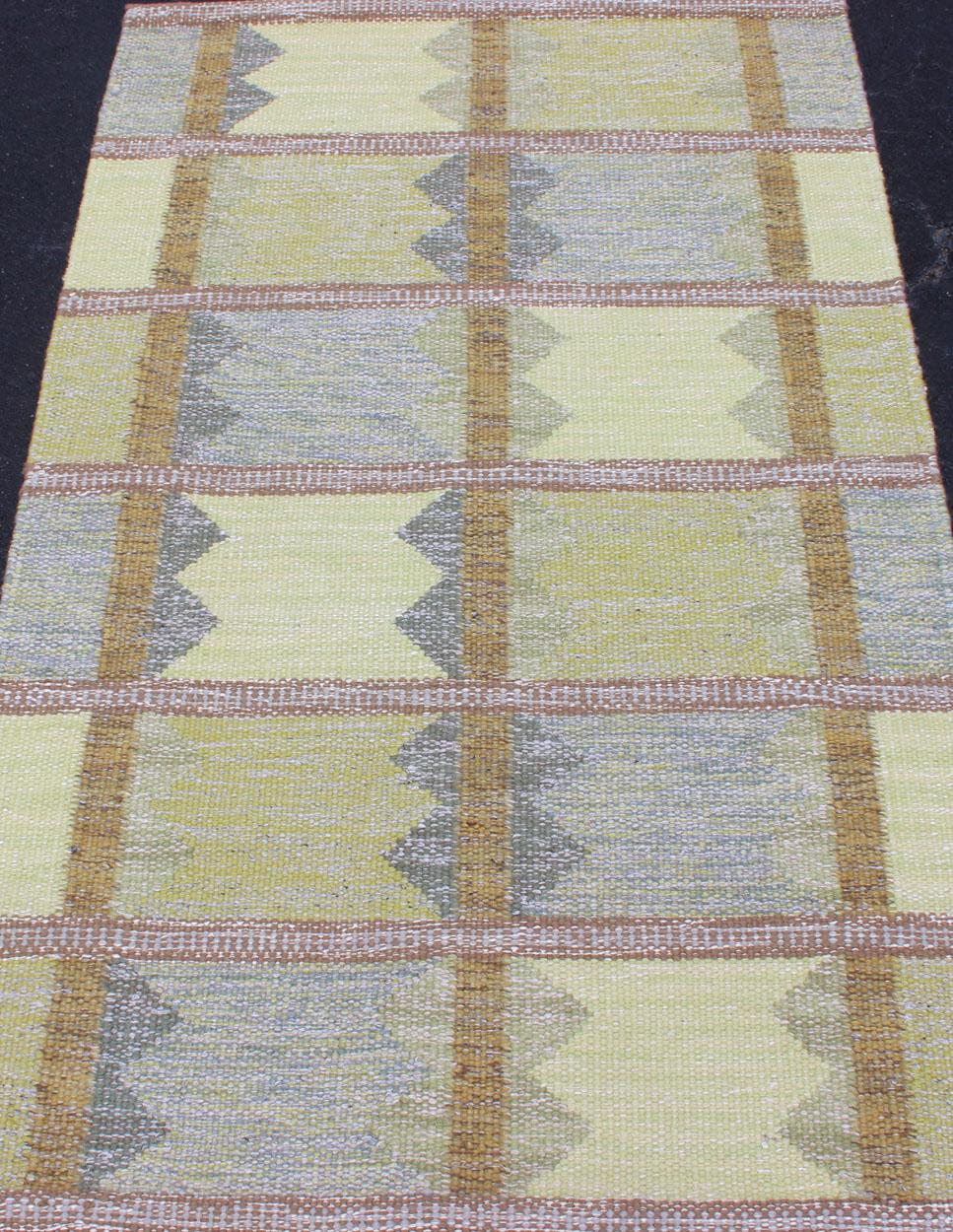 Shades of yellow green, sky blue and gray modern Scandinavian flat-weave rug with Square and stripe design, rug RJK-23275-SHB-038-G, country of origin / type: India / Scandinavian flat-weave.

This Scandinavian flat-weave is inspired by the work