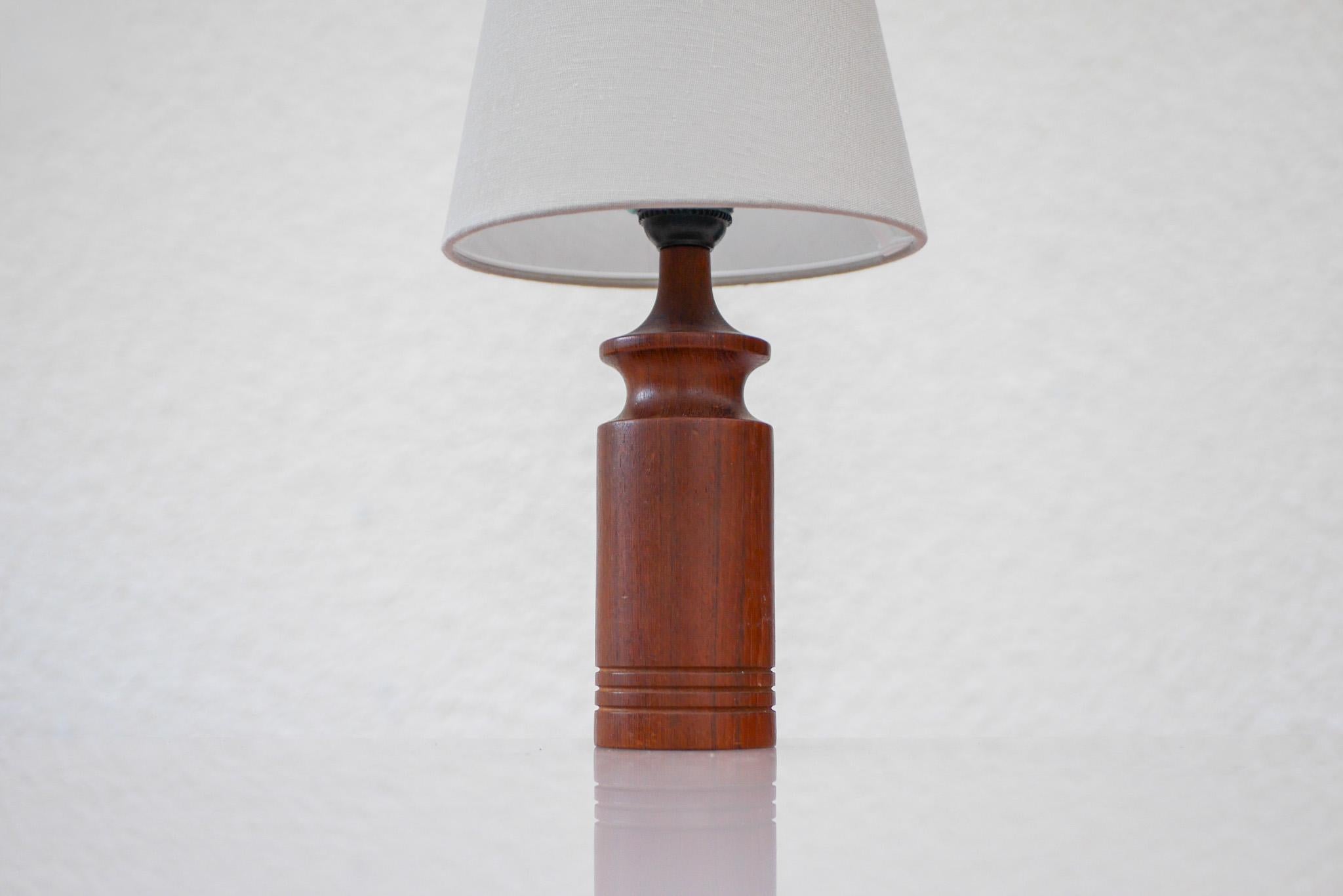 Modern Scandinavian vintage Teak table lamp from Denmark For Sale 7