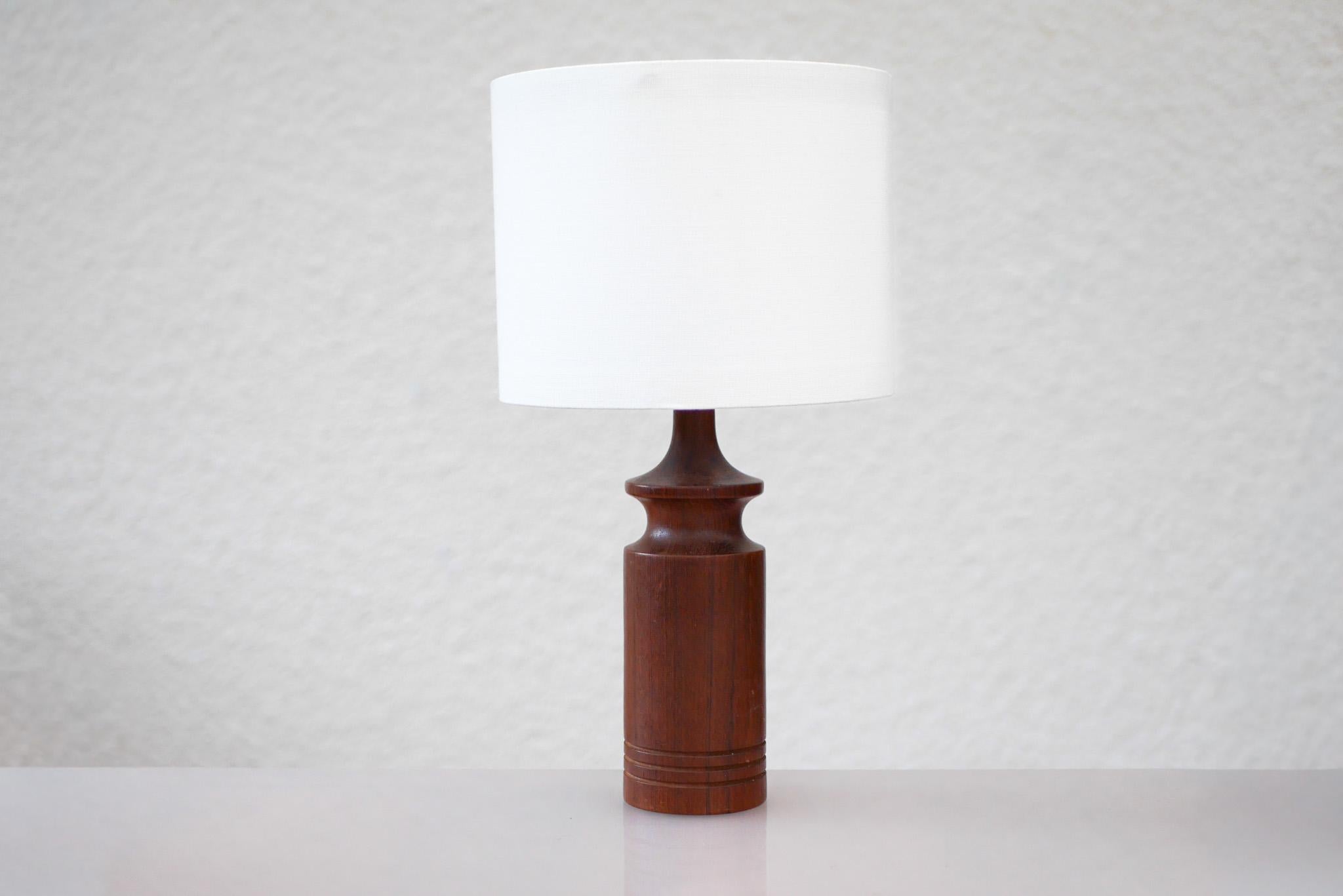 Modern Scandinavian vintage Teak table lamp from Denmark For Sale 2
