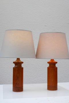 The Moderns Scandinavian vintage Teak table lamps from Denmark (lampes de table modernes en teck du Danemark)