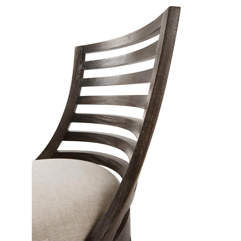 Modern Scoop Back Dining Chair In New Condition In Westwood, NJ