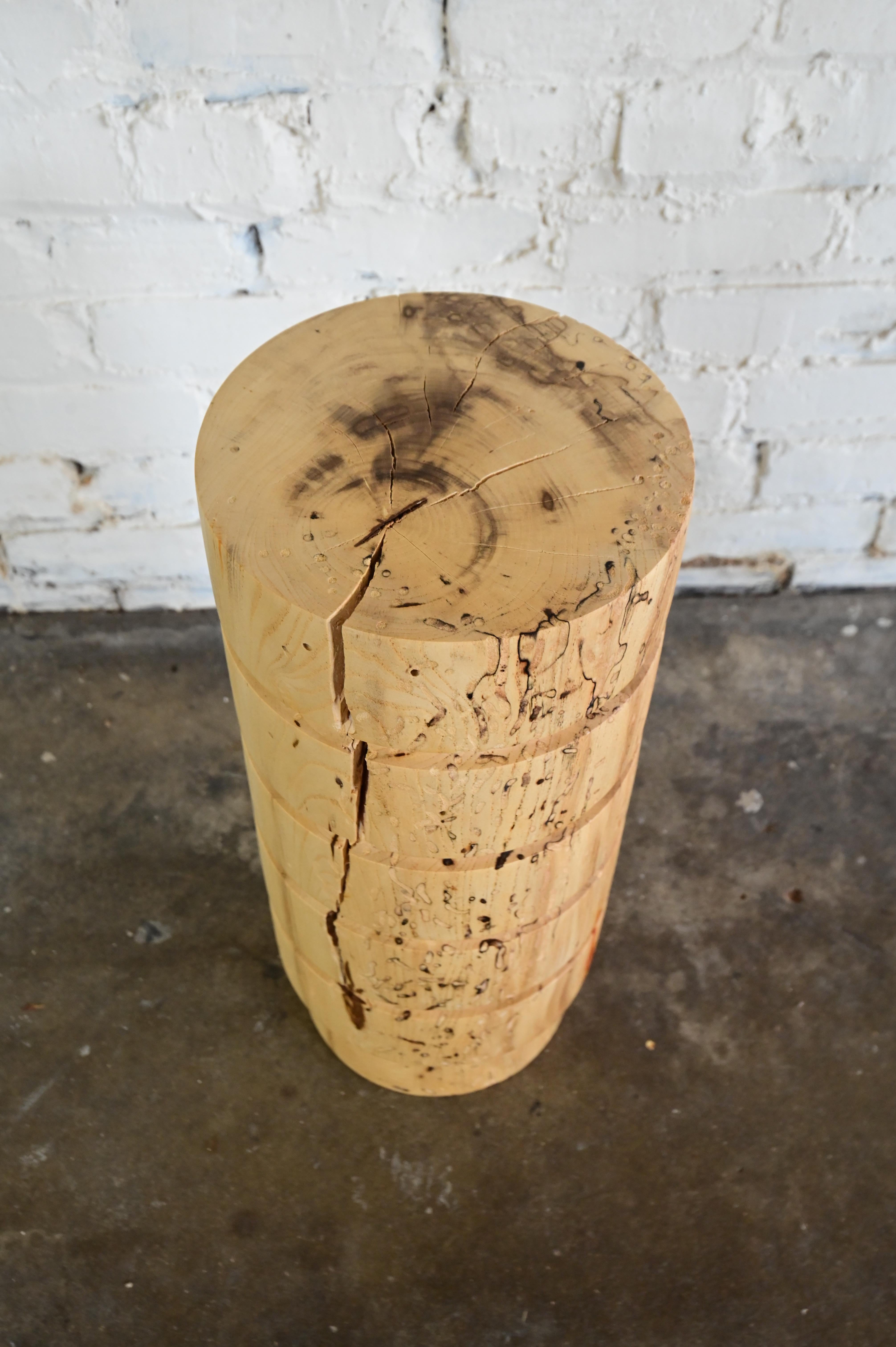Modern Sculpted Pillar End Table im Zustand „Neu“ im Angebot in Richmond, VA