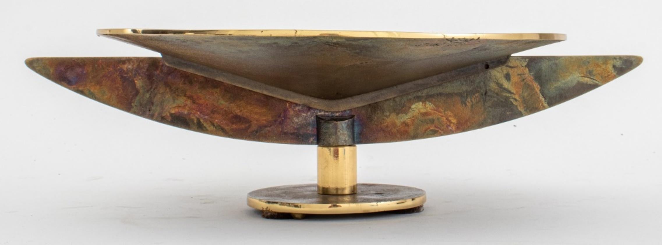 Modern sculptural gilt metal center plate, fruit bowl or compotier, raised on circular pedestal, illegibly signed to underside, circa late 20th century. Measures: 4.25