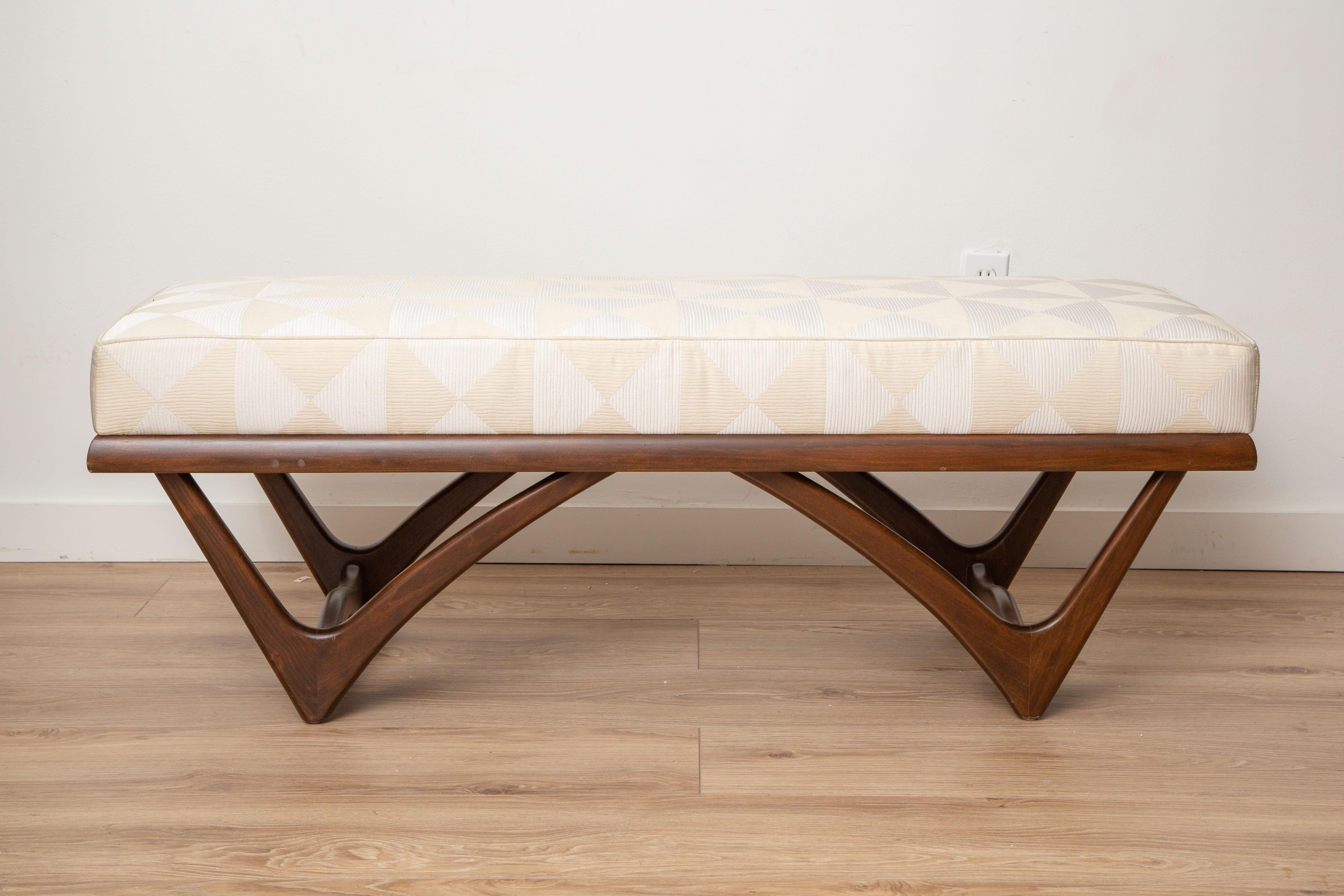 Mid-Century Modern bench in the style of Adrian Pearsall,
Sculptural walnut base
Newly restored and upholstered.
 