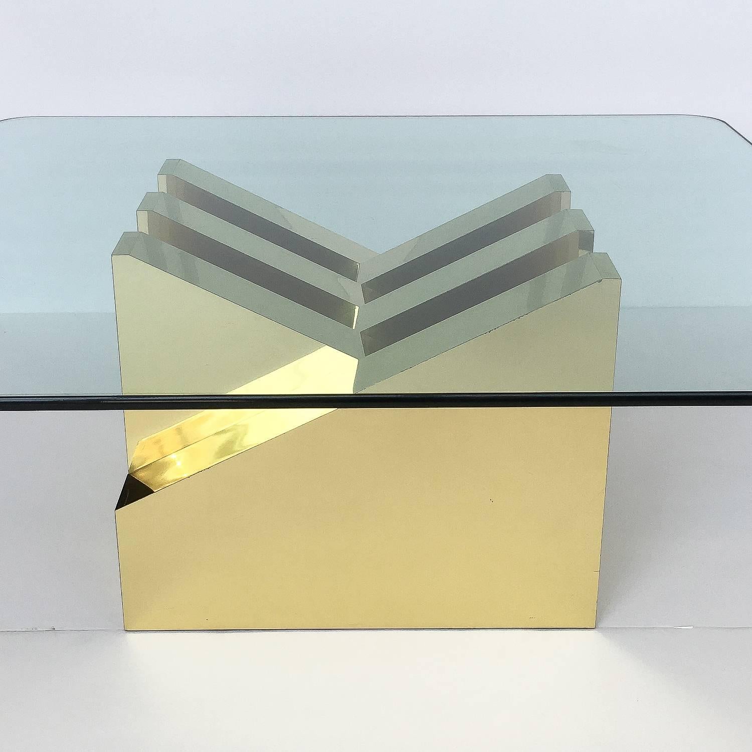 Modern Sculptural Brass Coffee Table In Good Condition In Chicago, IL