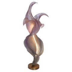 Moderne skulpturale Stoff-Stehlampe von Mirei Monticelli, Aquarius, auf Lager