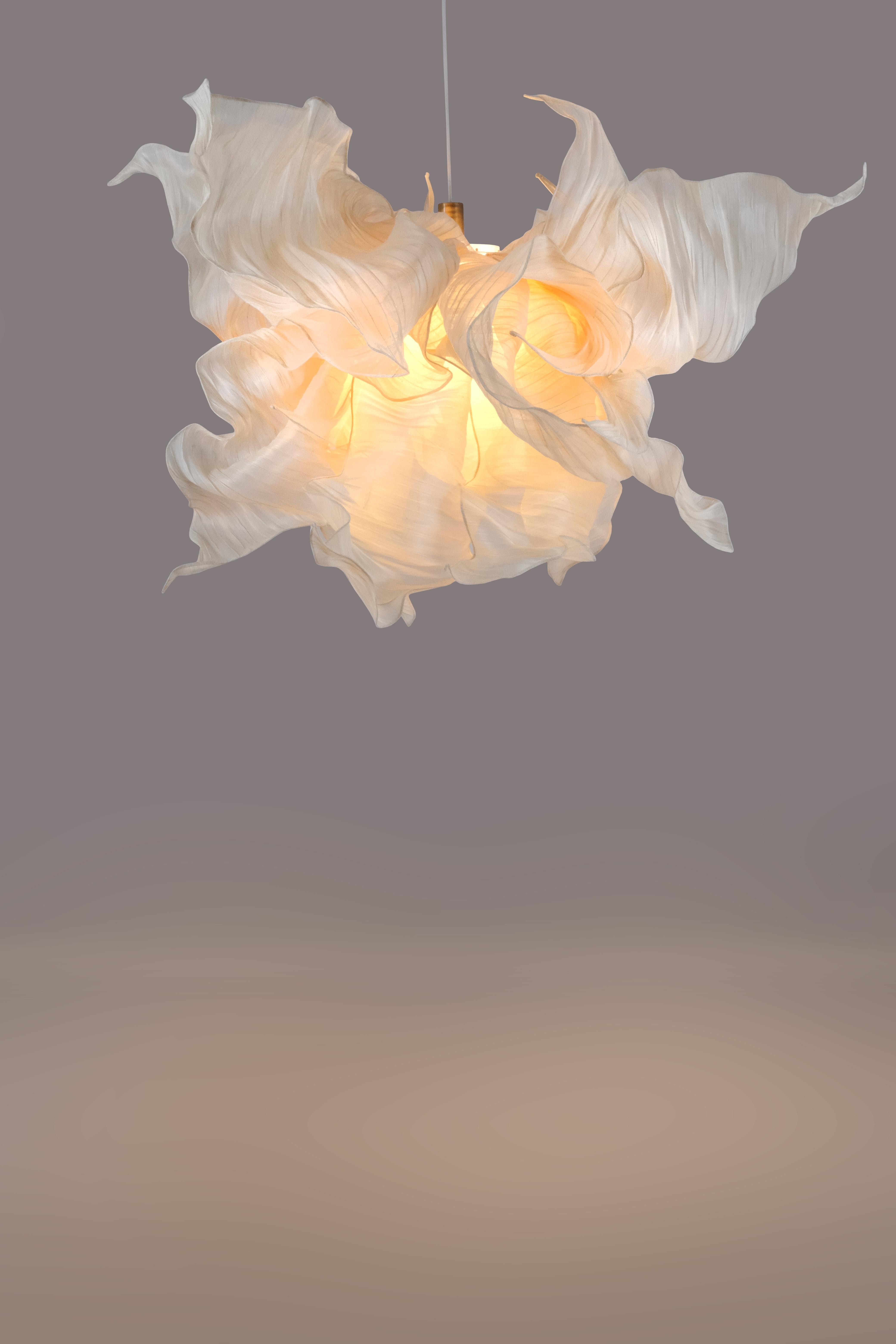 Moderno Modern Sculptural Fabric Pendant Light from Costantini x Studio Mirei, Supernova in vendita
