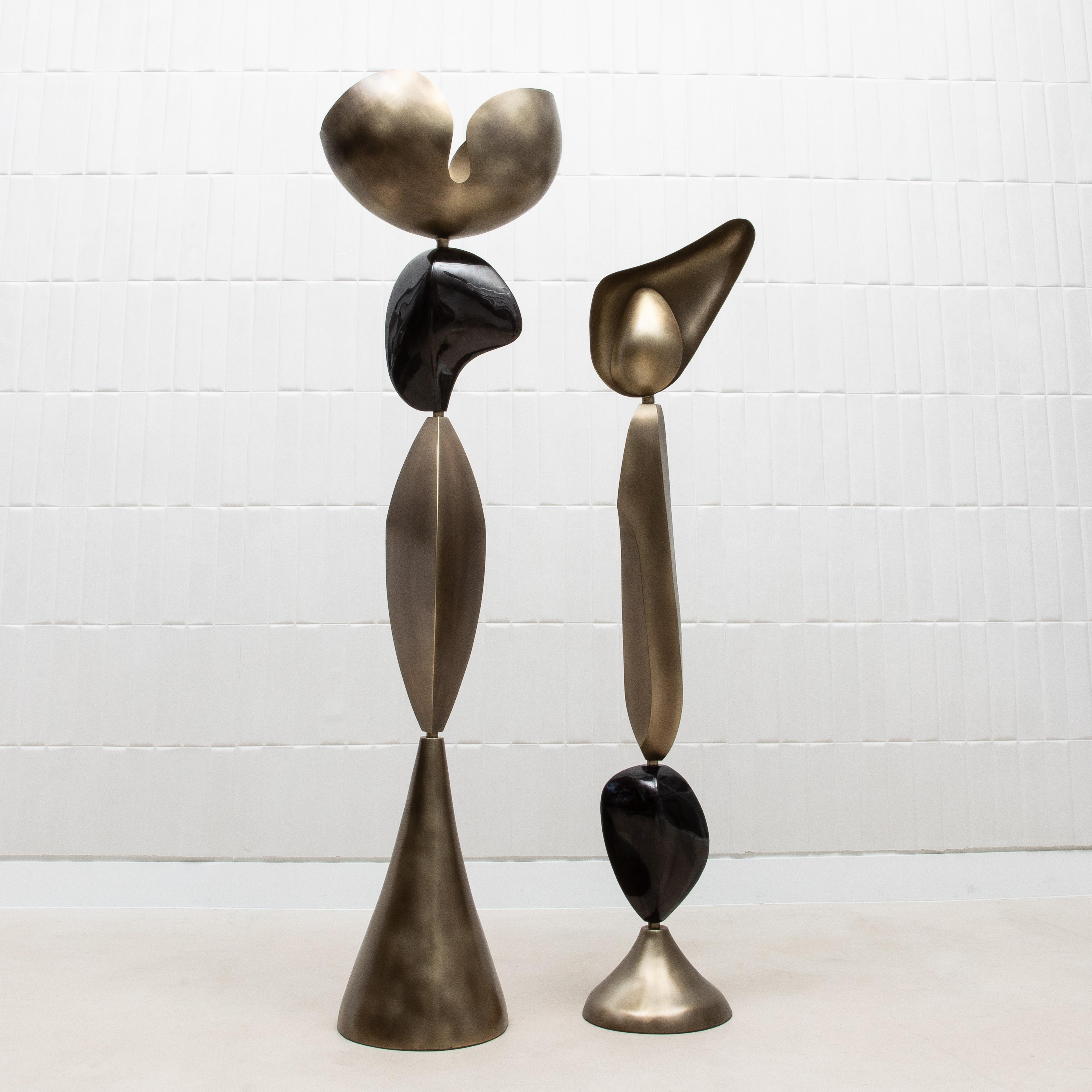 Modern Sculptural Floor Lamp in Patina Brass with Black Shell by KIFU Paris 5