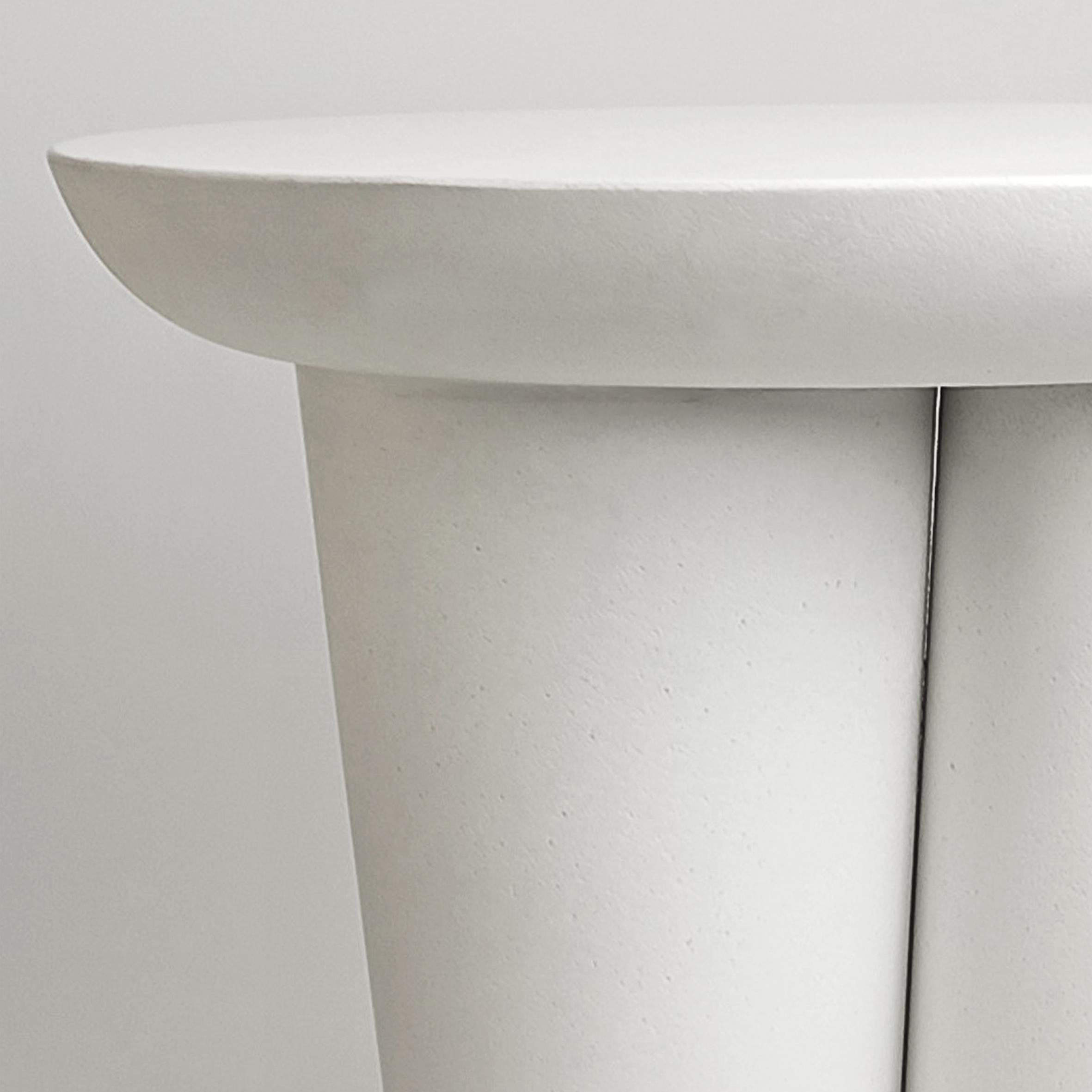 XXIe siècle et contemporain Table de chevet ovale organique moderne « Femme » d'Alentes Atelier en vente