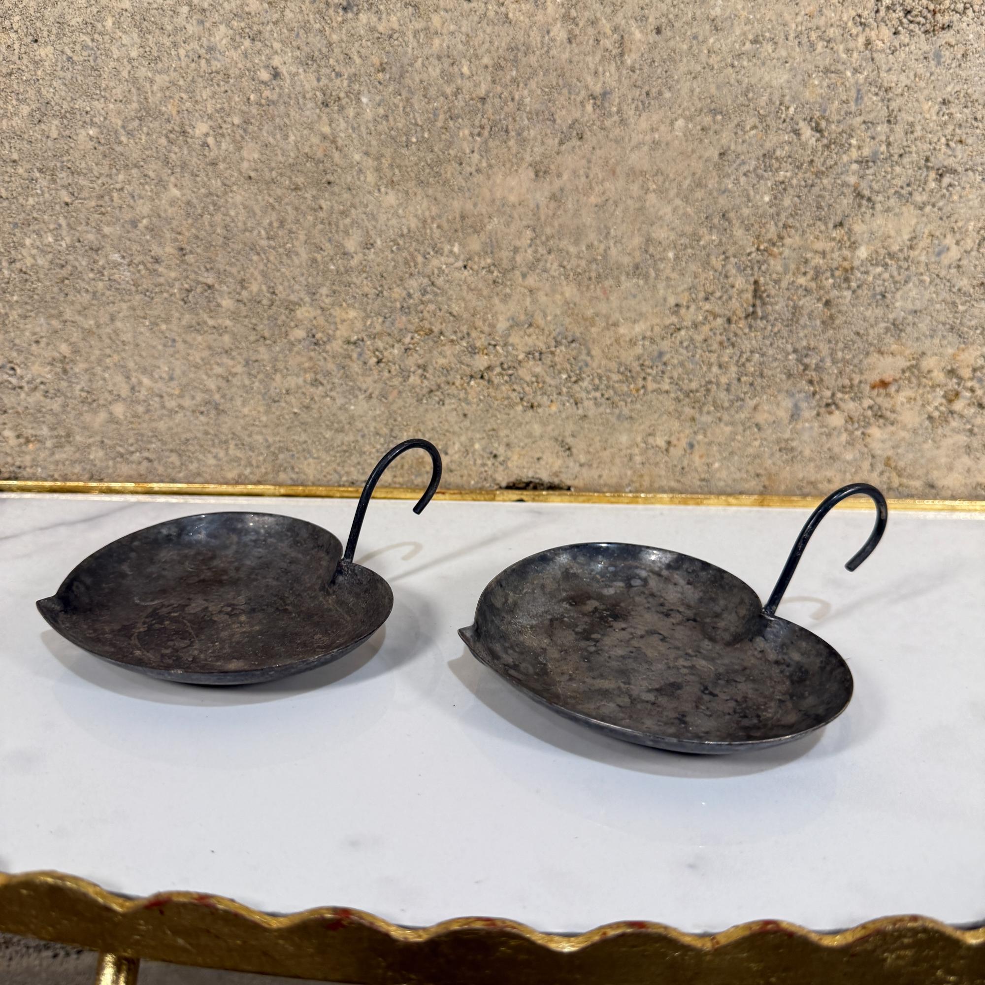 Modern Sculptural Heart Dish in Patinated Silverplate Set of Two For Sale 2