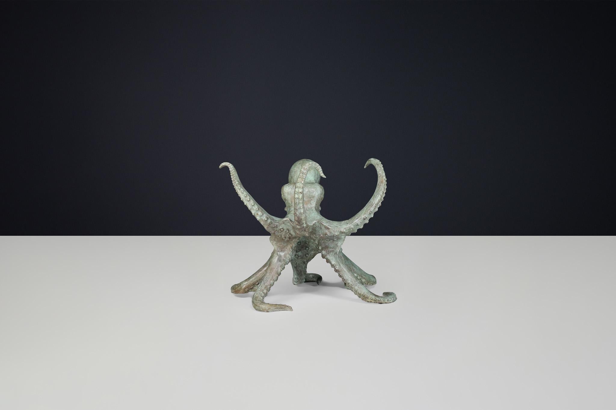 Table d'appoint ou de salle à manger moderne sculpturale en bronze, Italie, années 1980 Bon état - En vente à Almelo, NL