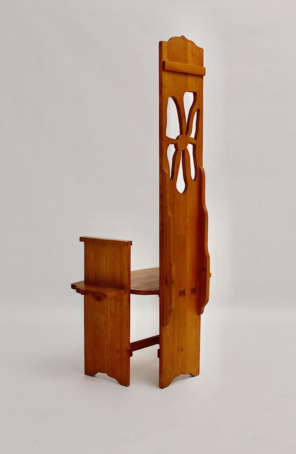 Sculptural Organic Honeybrown Freestanding Side Chair Armchair Spruce Knoll 1986 For Sale 6