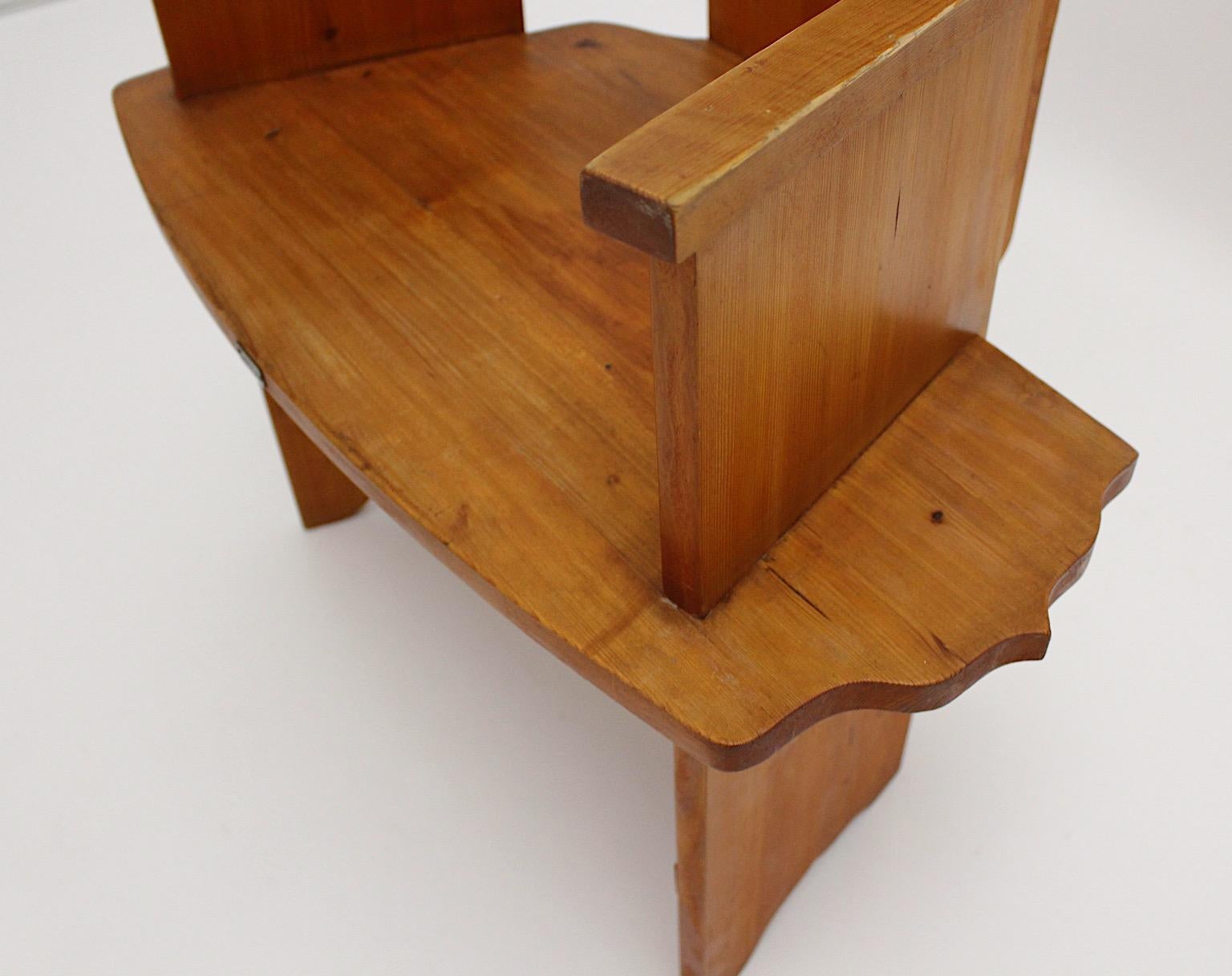 Sculptural Organic Honeybrown Freestanding Side Chair Armchair Spruce Knoll 1986 For Sale 12