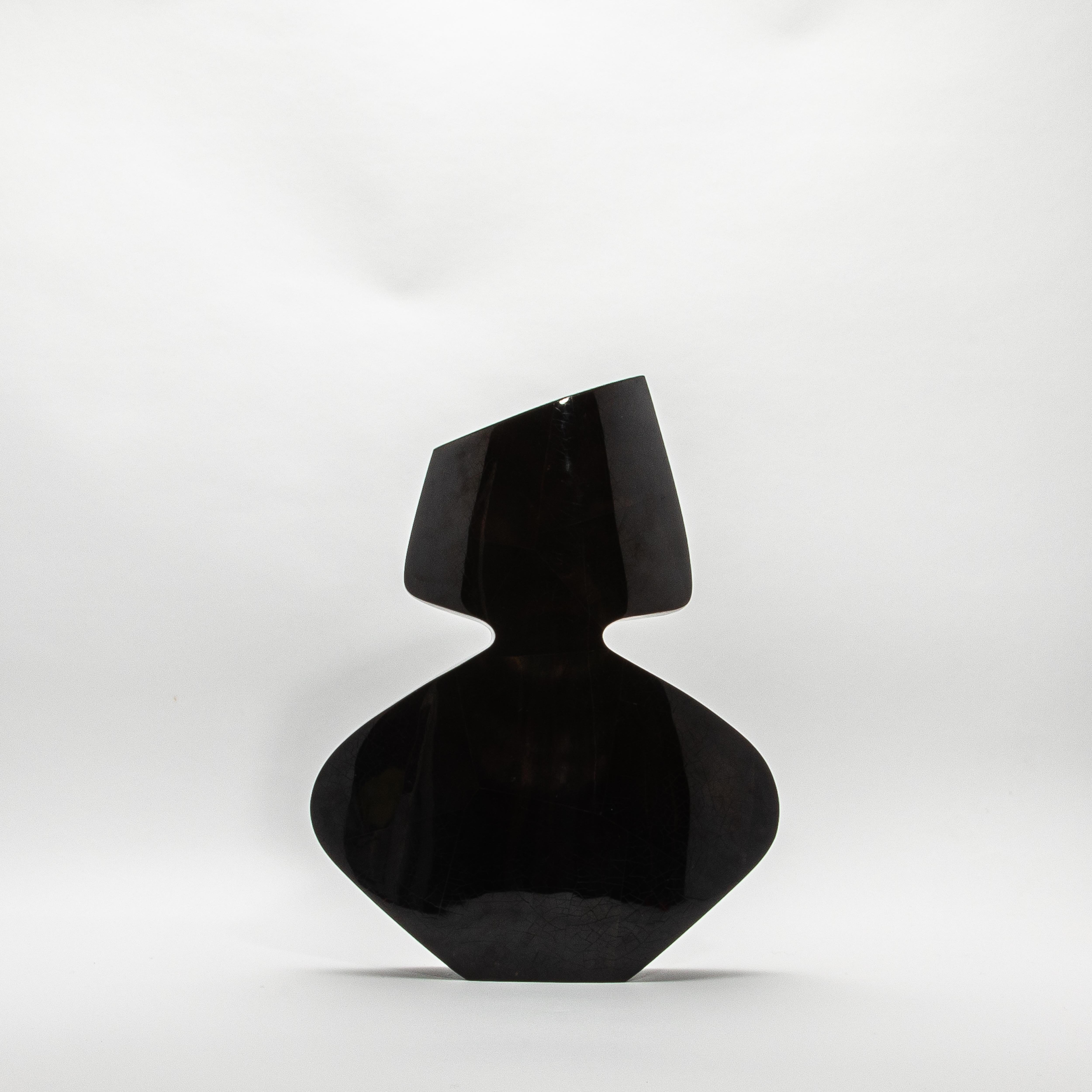 Hand-Crafted Modern Sculptural Vase in Black Shell by R&Y Augousti For Sale