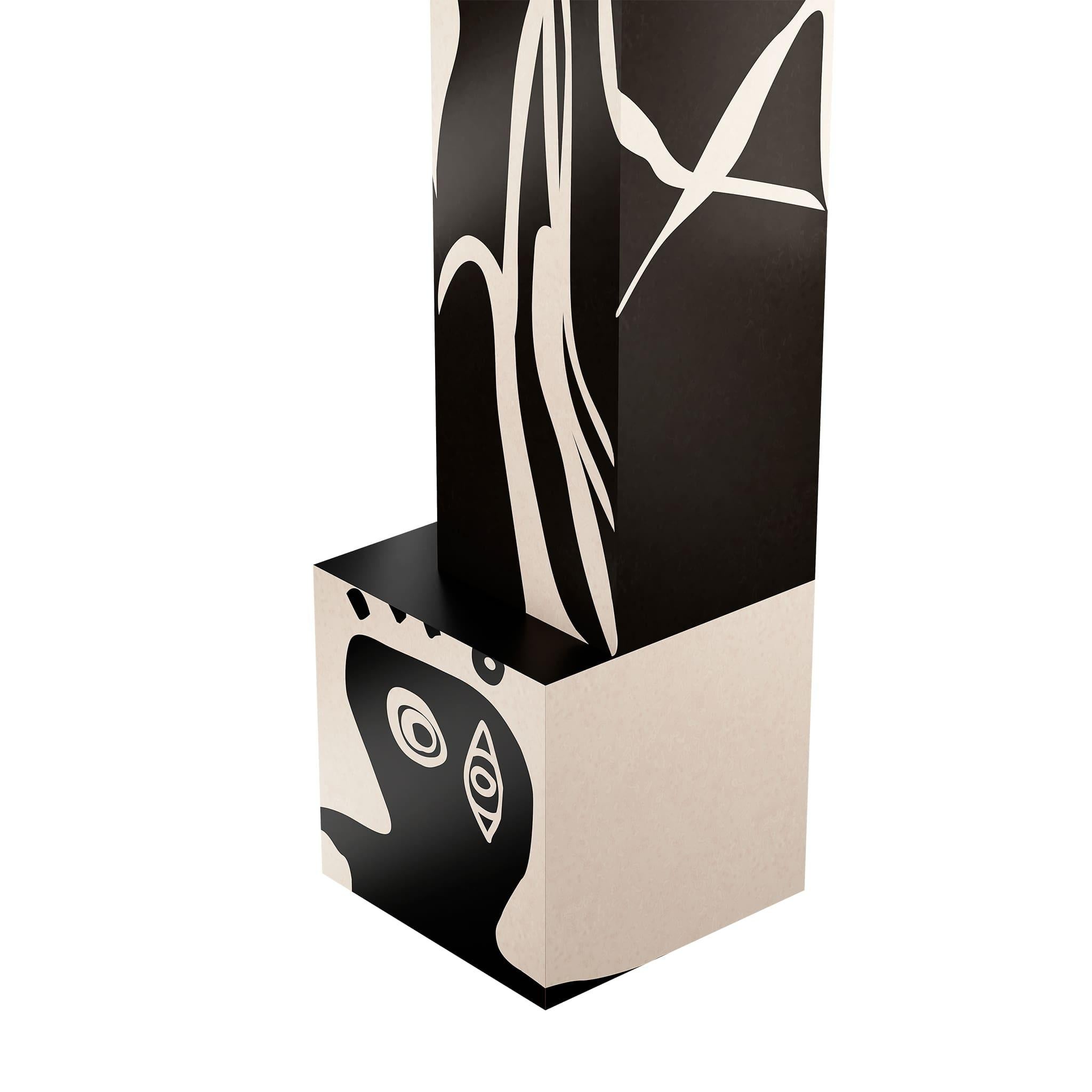 Tótem Escultórico Moderno de Madera Forma Geométrica Marquetería Tribal en Blanco y Negro en Nuevo estado para la venta en Porto, PT