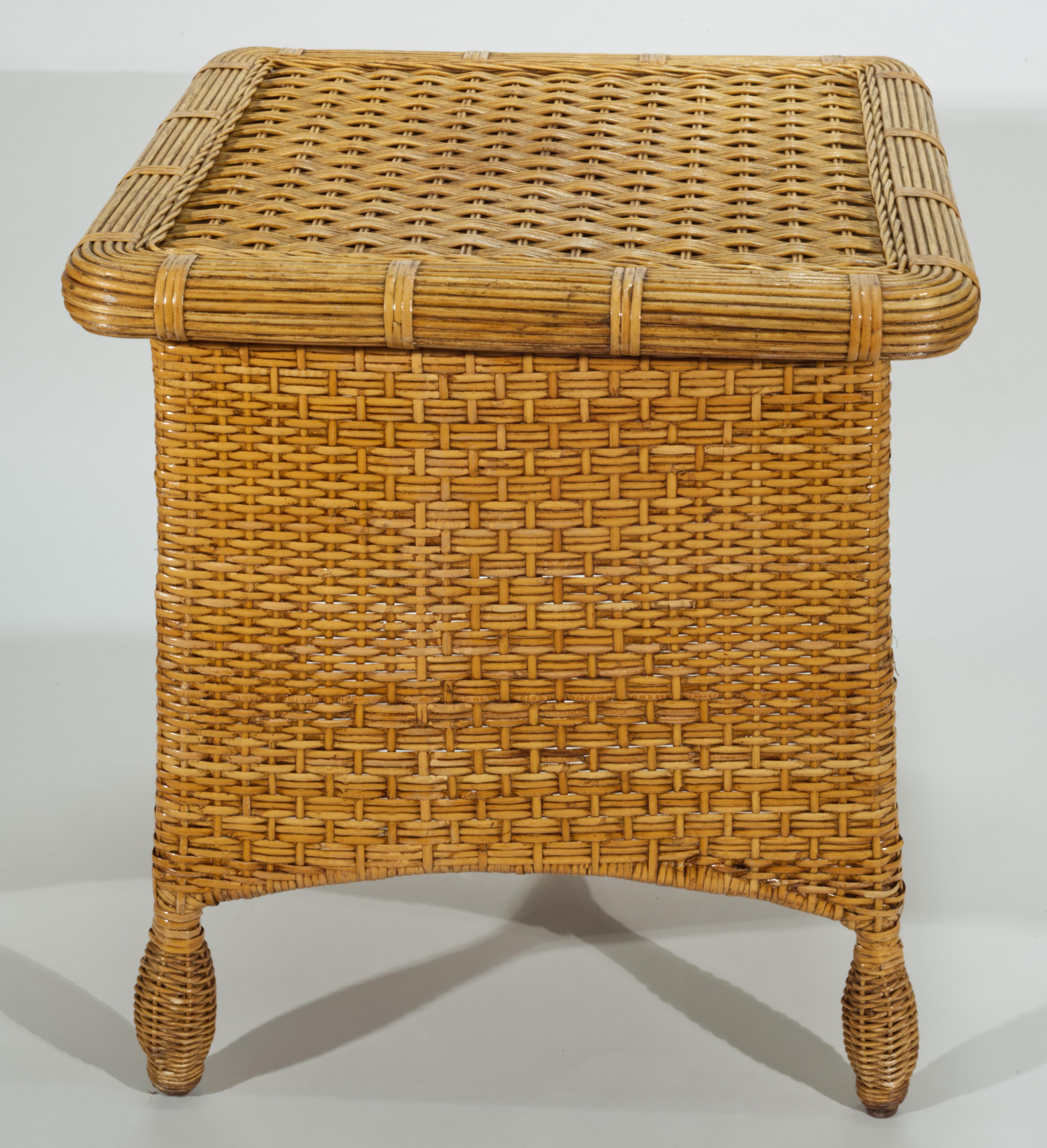 Vintage square coffee of side table features complex woven pattern on the sides and top and unusual bulbous decorative feet. Elegant textured weave on the sides adds understated graphic pattern, creating a charming skirt-like decor element; top is