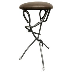 Tabouret sculptural moderne en fer forgé