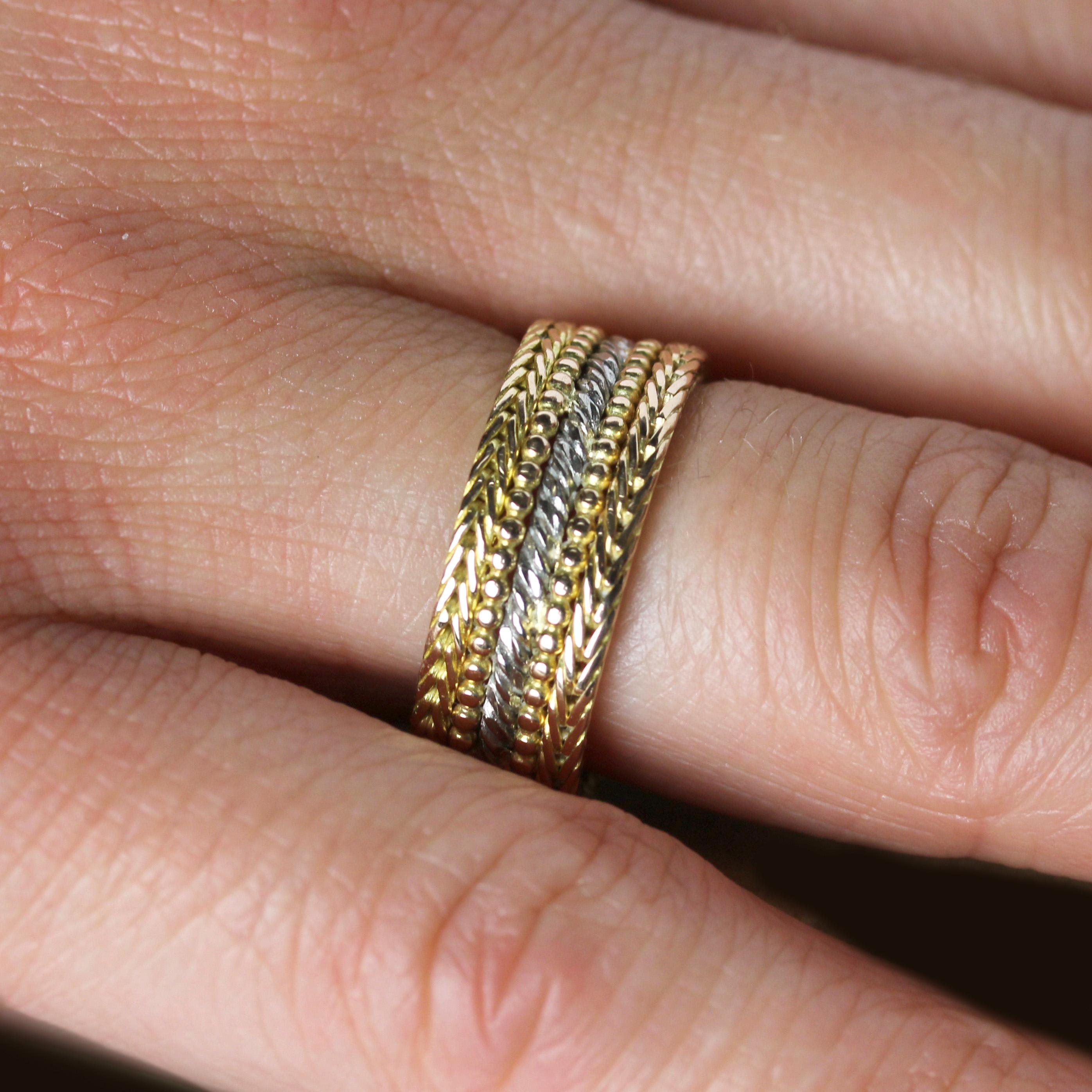 Modern Second-Hand 18 Karat Rose White Gold Large Band Ring im Angebot 7
