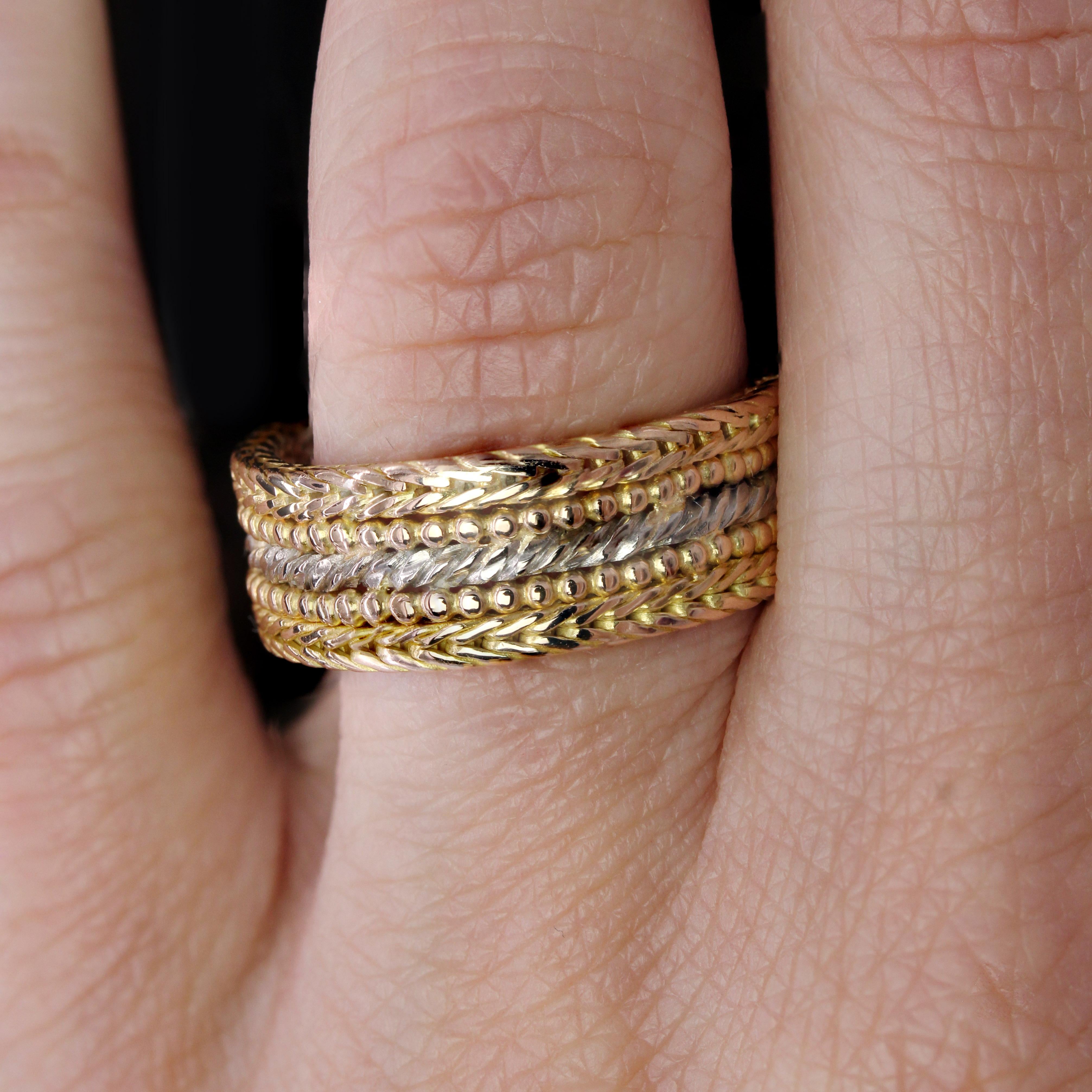 Modern Second-Hand 18 Karat Rose White Gold Large Band Ring im Angebot 1