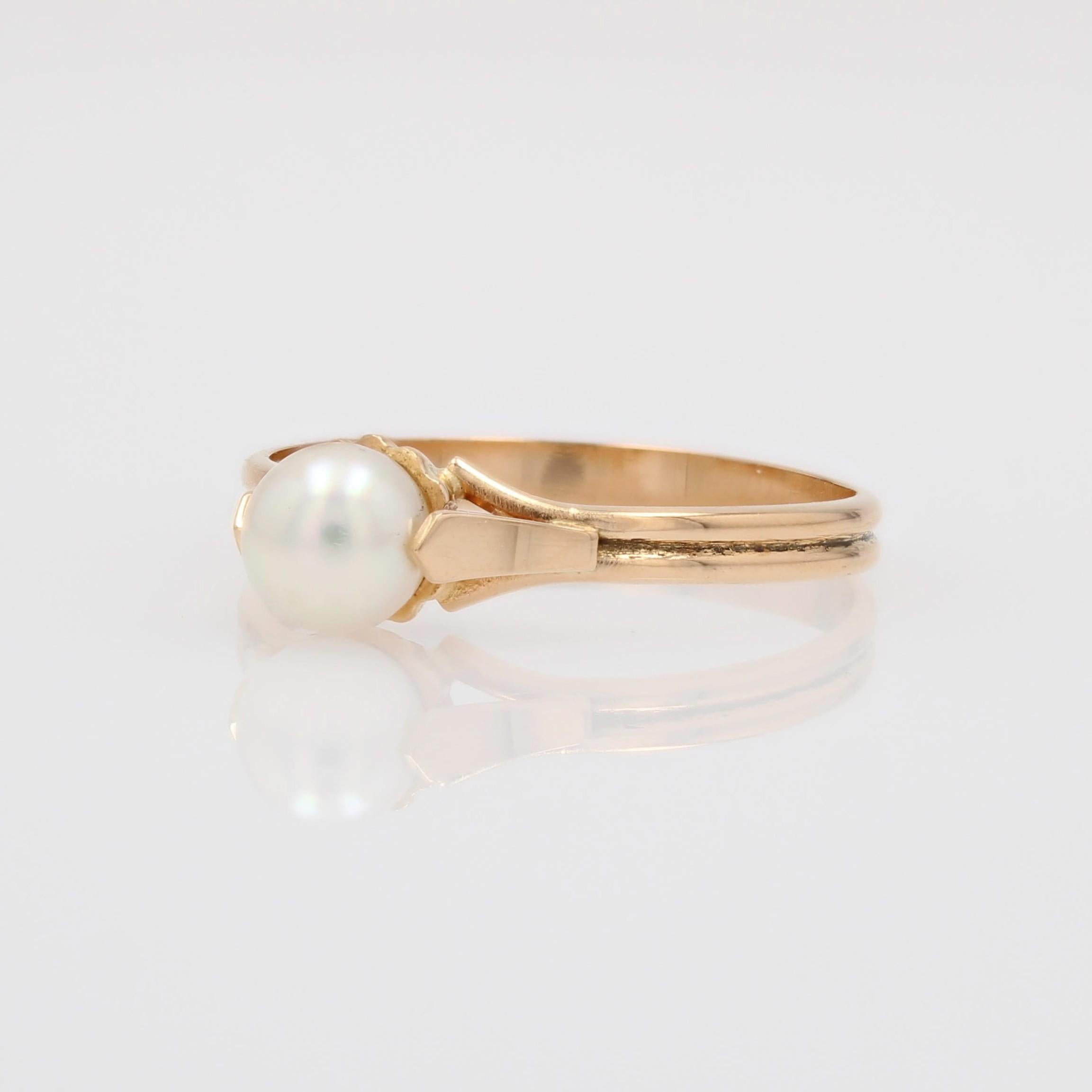 Perlina Anello moderno di seconda mano in oro giallo 18 carati con solitario di perle coltivate in vendita