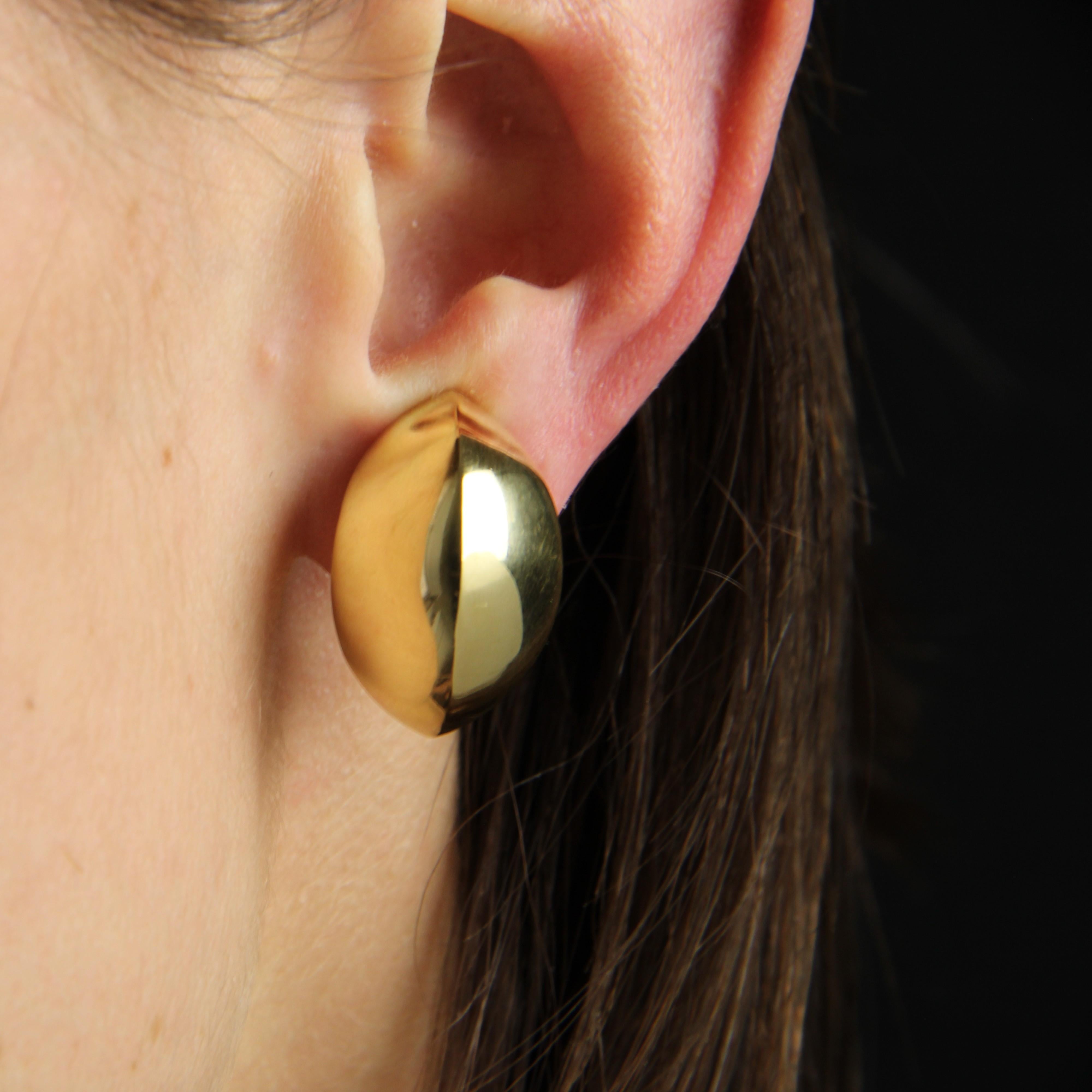 Modern Second Hand 18 Karat Yellow Gold Domed Earrings For Sale 6