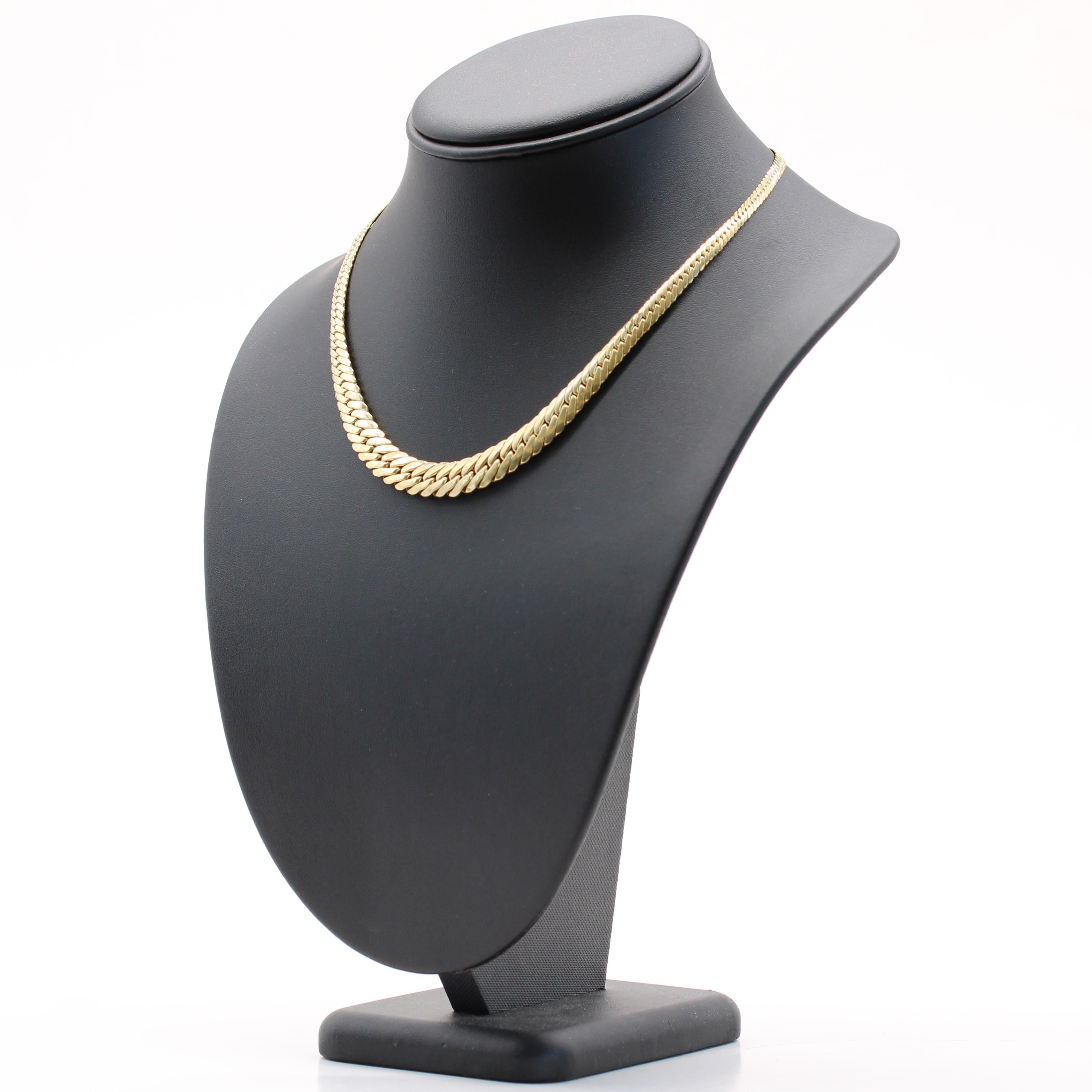 Collier moderne d'occasion en or jaune 18 carats à chaîne graduée en vente 3