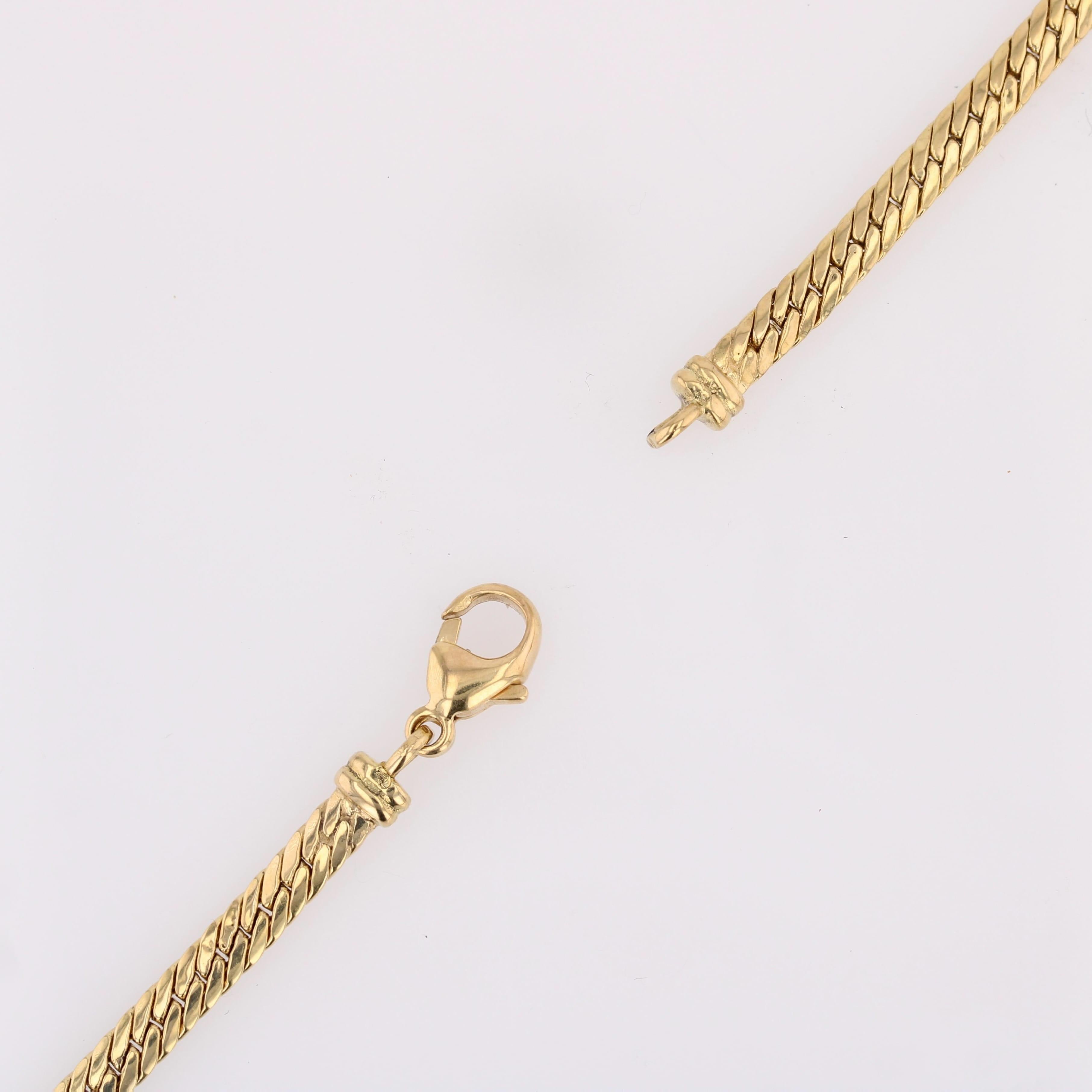 Collier moderne de seconde main en or jaune 18 carats à chaîne plate graduée en vente 7