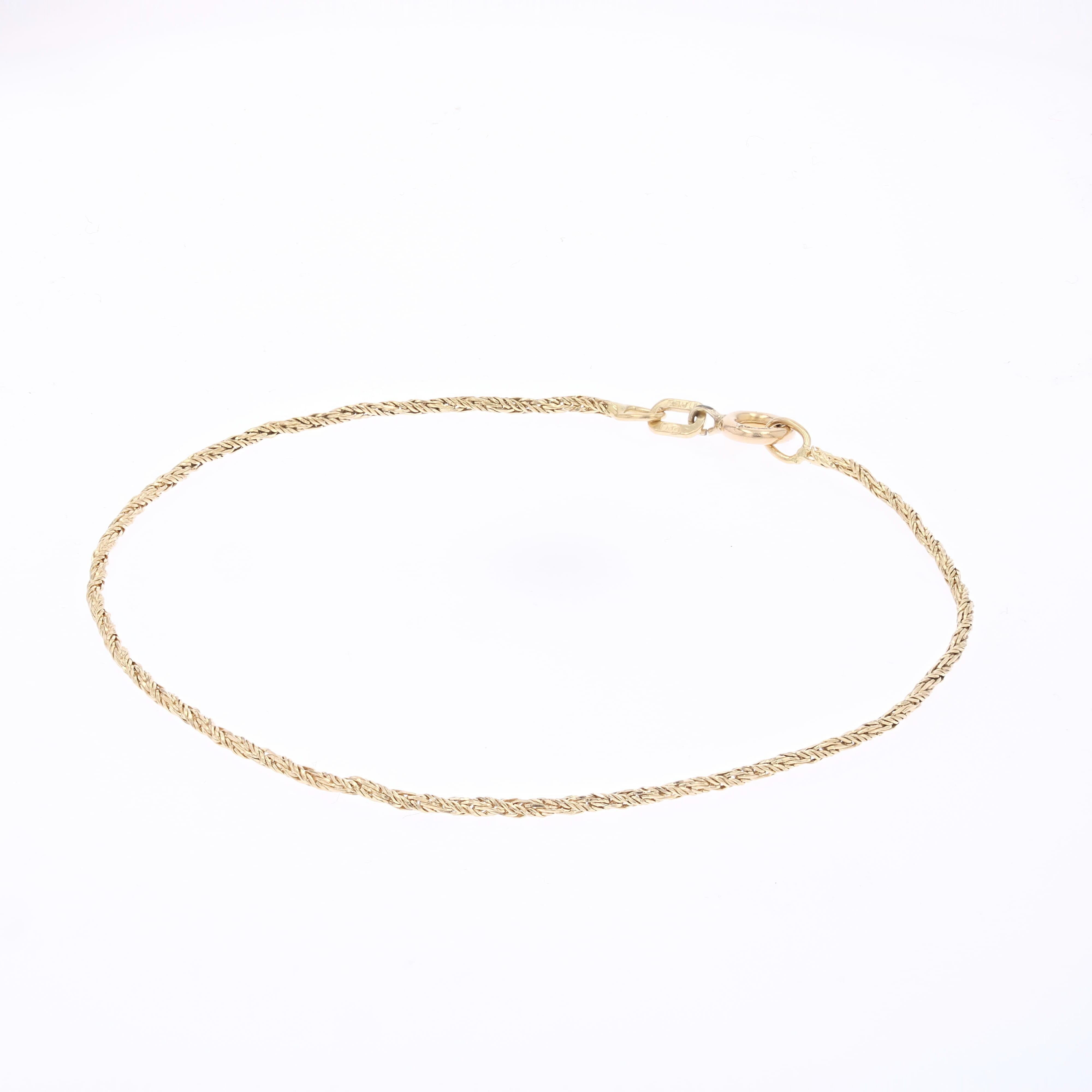 Women's Modern Second-Hand 18 Karat Yellow Gold Interlaced Links Bracelet For Sale