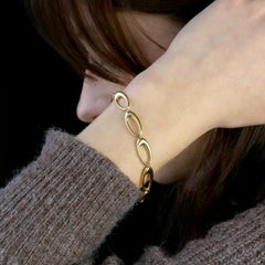 Modern Second-Hand 18 Karat Yellow Gold Oval Links Bracelet