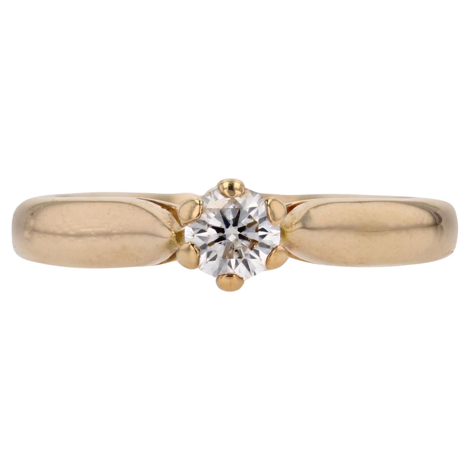 Modern Second-Hand Diamond 18 Karat Yellow Gold Solitaire Ring For Sale
