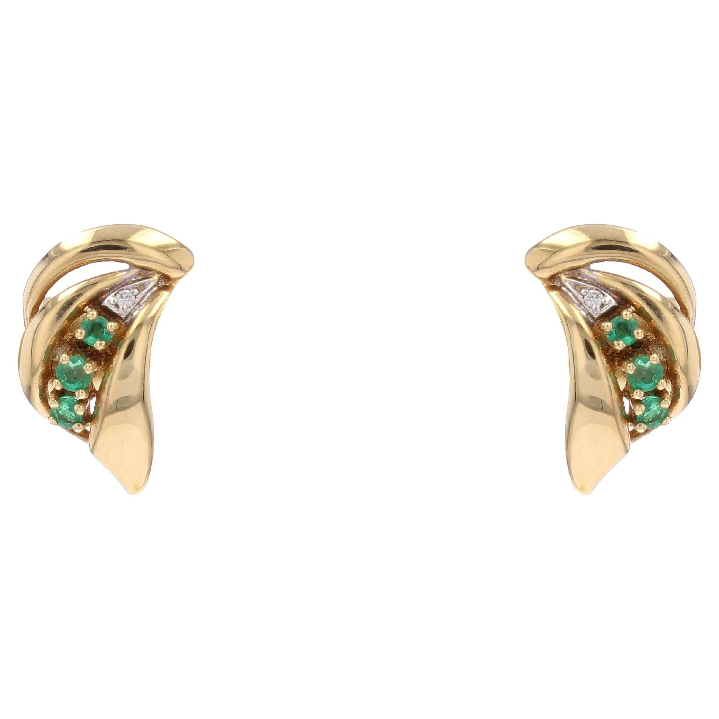 Modern Second-Hand Emeralds Diamonds 18 Karat Yellow Gold Stud Earrings For Sale