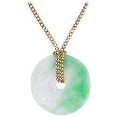 Modern Second-Hand Jade Disc 18 Karat Yellow Gold Chain Necklace