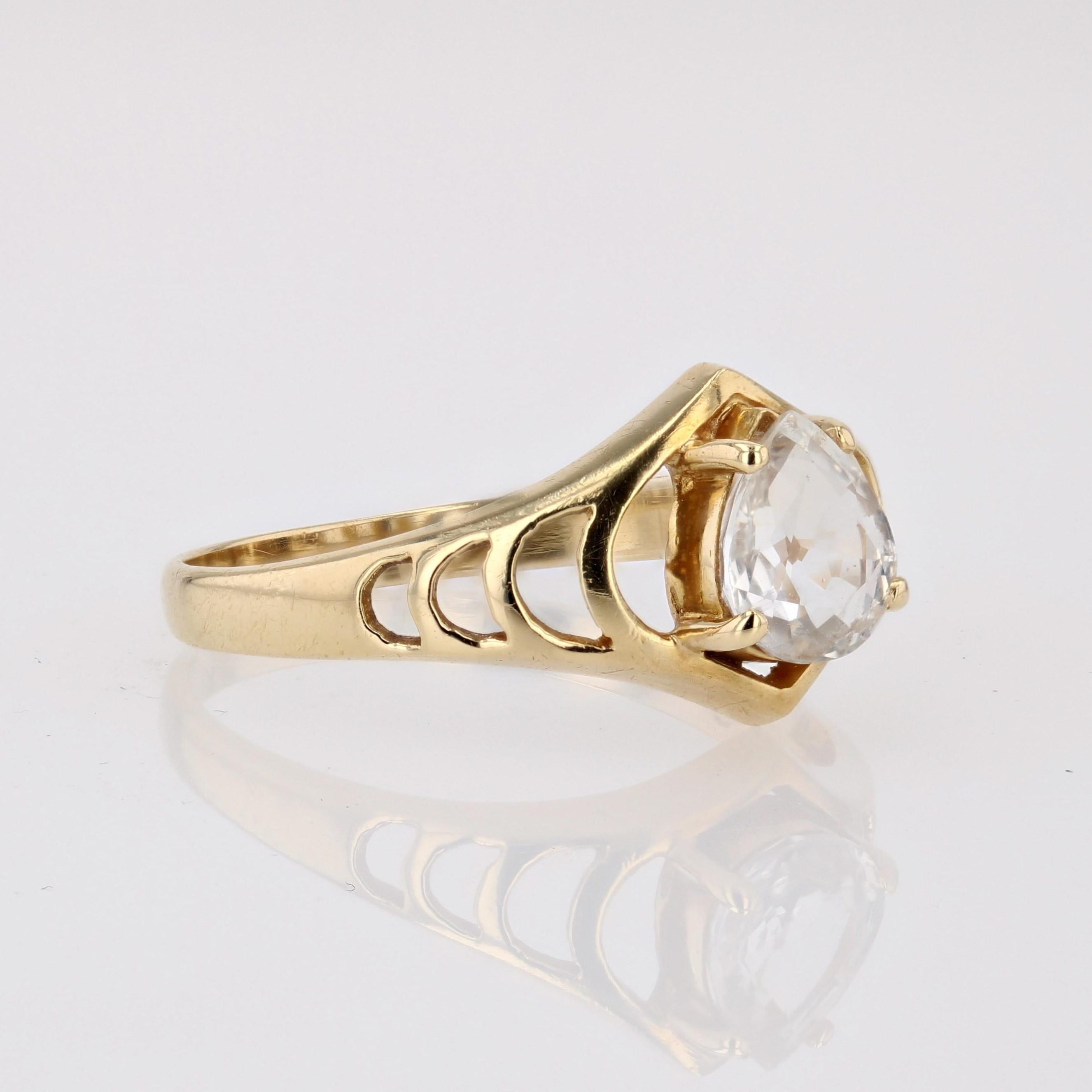 Women's Modern Second-Hand Pear cut Aquamarine 18 Karat Yellow Gold Ring