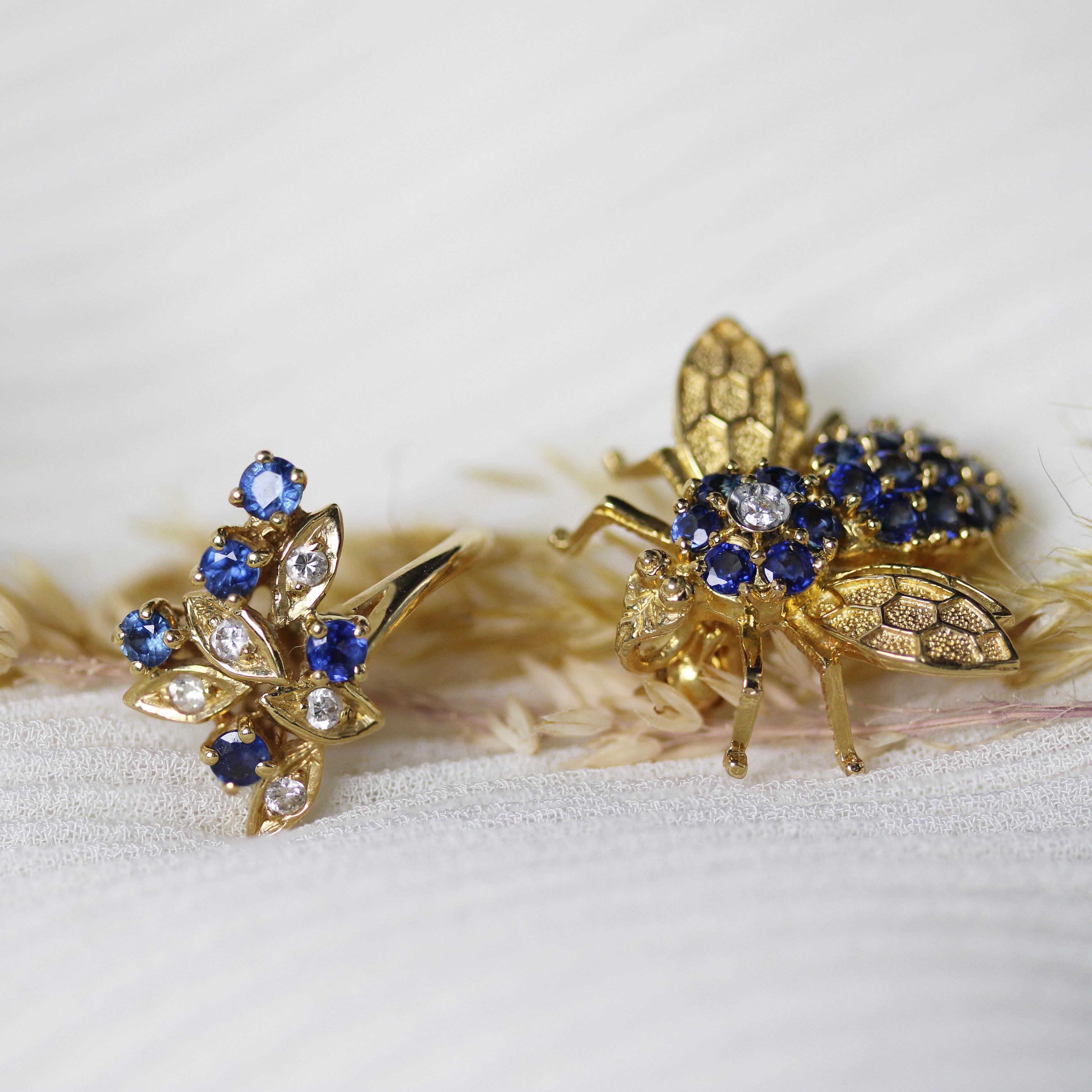 Modern Second-Hand Sapphires Diamonds 18 Karat Yellow Gold Leaves Ring For Sale 10