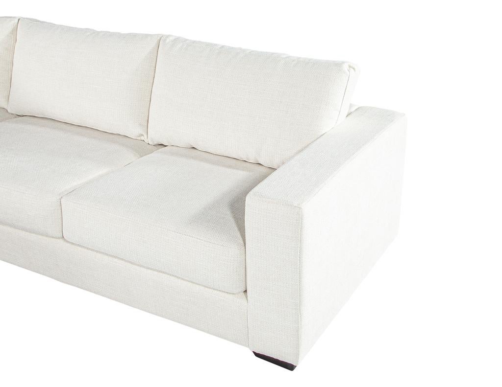 Modern Sectional Sofa in Textured High-performance Fabric For Sale 5