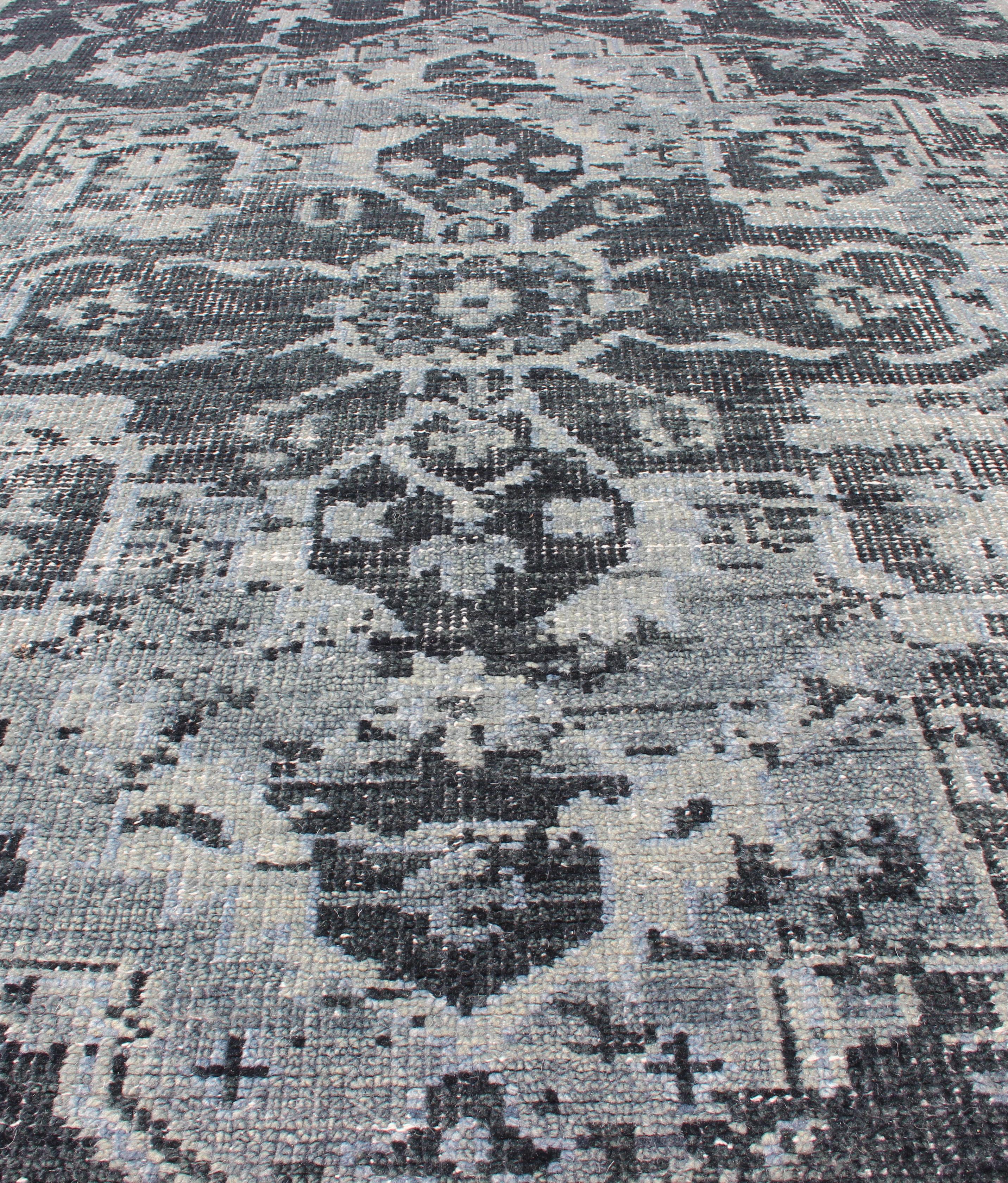 Contemporary Modern Serapi Design Rug in Gray, D. Blue & D. Charcoal with Geometric Design For Sale