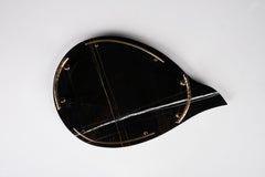 Plateau de service moderne Sahara en marbre et laiton fabriqué à la main au Portugal par Lusitanus Home