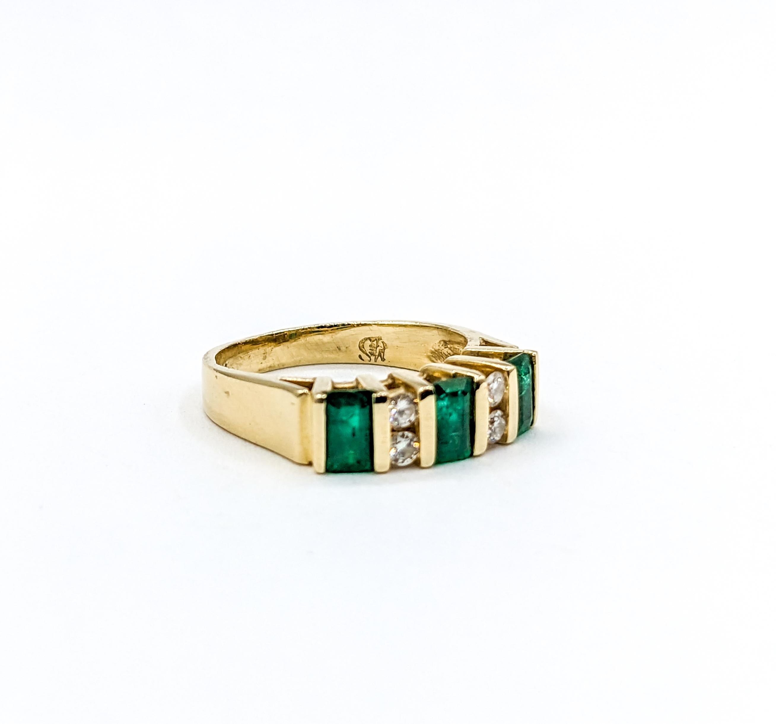 Women's Modern Set Emerald & Diamond Band Ring For Sale