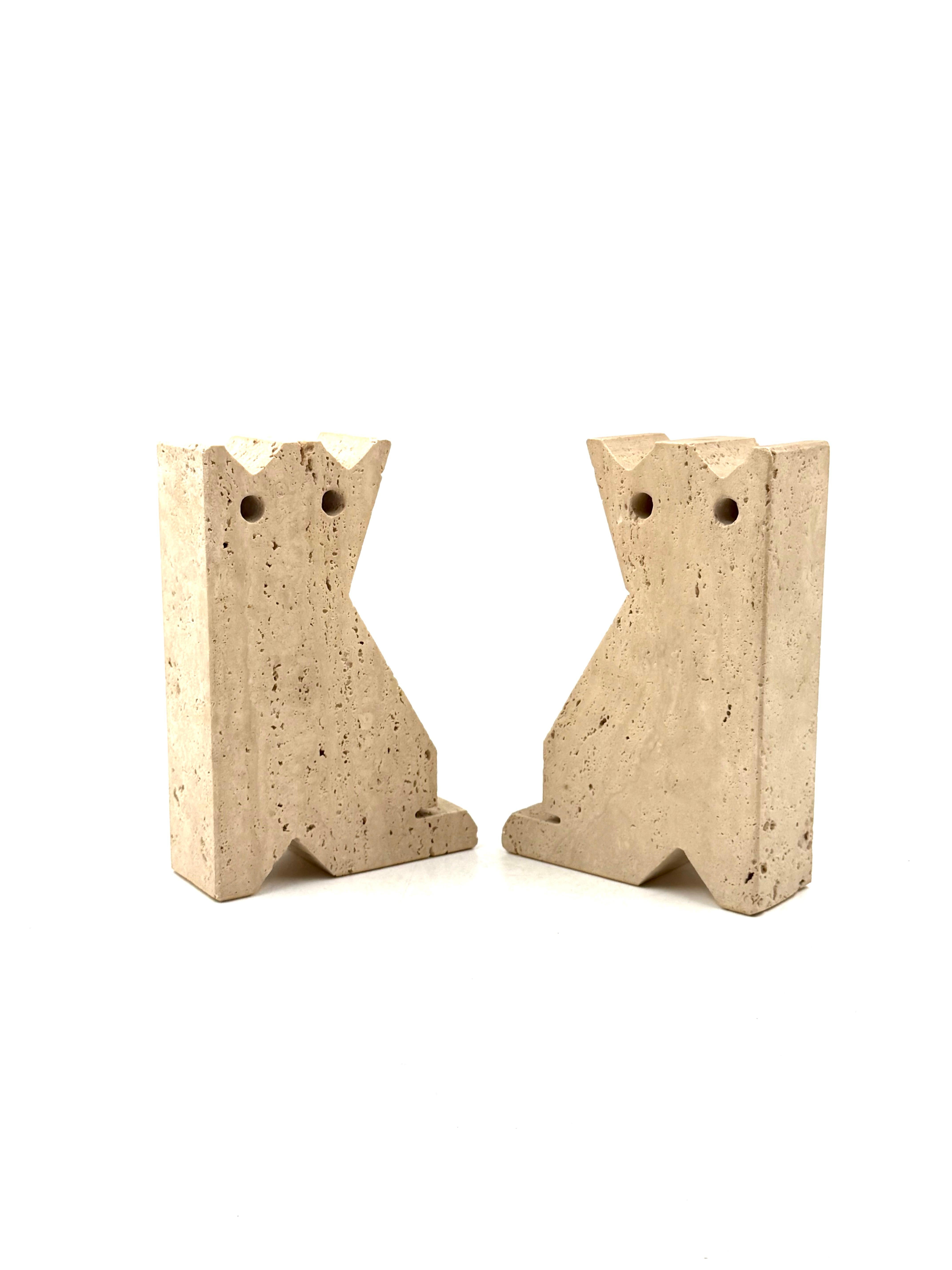 Modern set of 2 travertine cat shaped bookends, Fratelli Mannelli, Italy 1970s in vendita 6