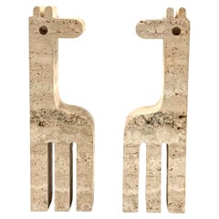 Modern set of 2 travertine giraffe shaped bookends, F.lli Mannelli, Italy 1970