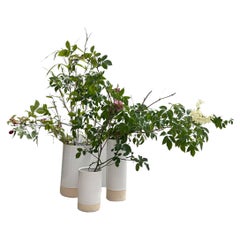 Moderno juego de 3 jarrones únicos de cerámica artesanal hechos a mano en España, Blanco / Natural