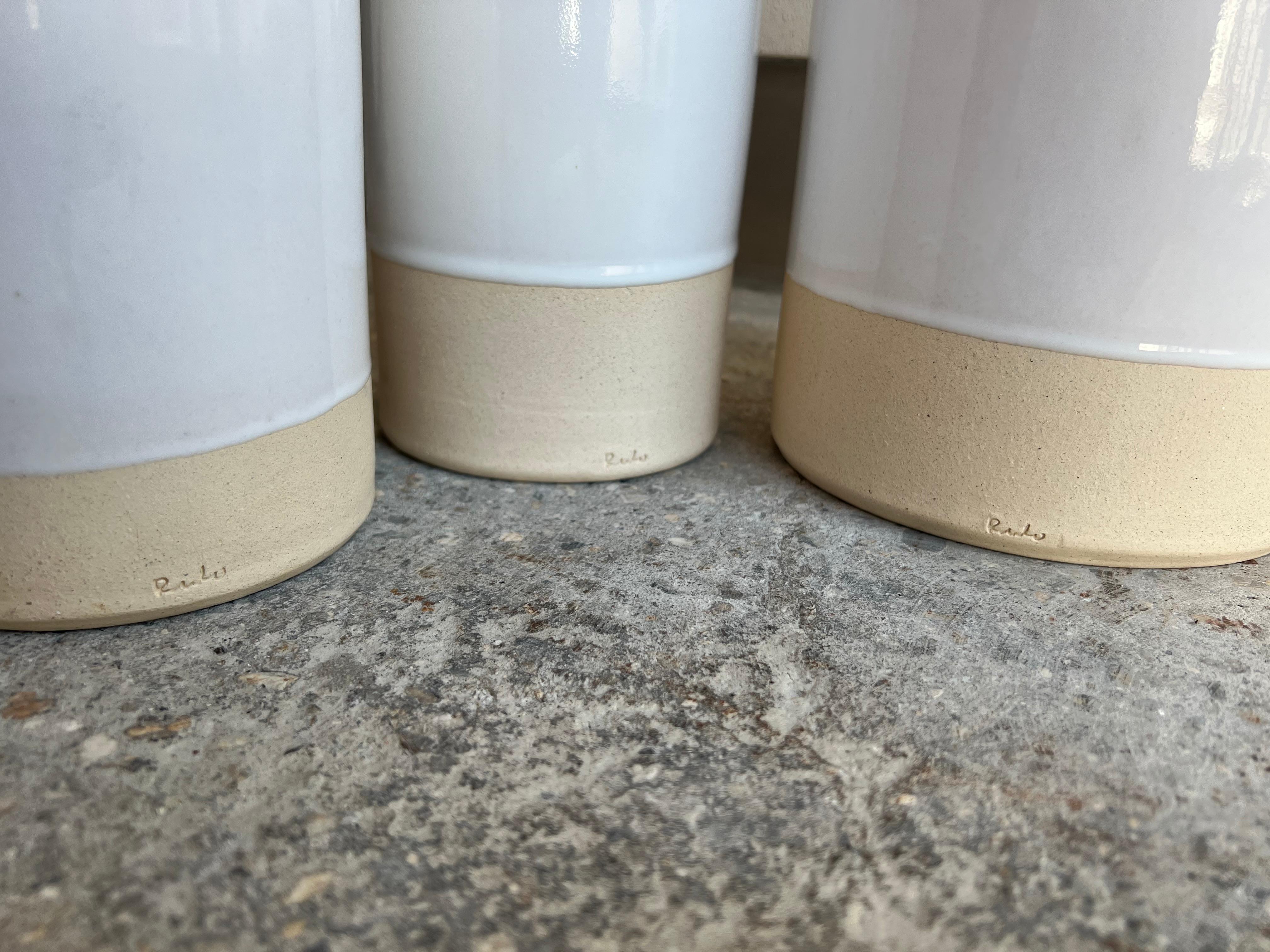 Contemporary Modern Set of 3 Unique Ceramic Artisan Vases Handmade in Spain, White / Natural For Sale
