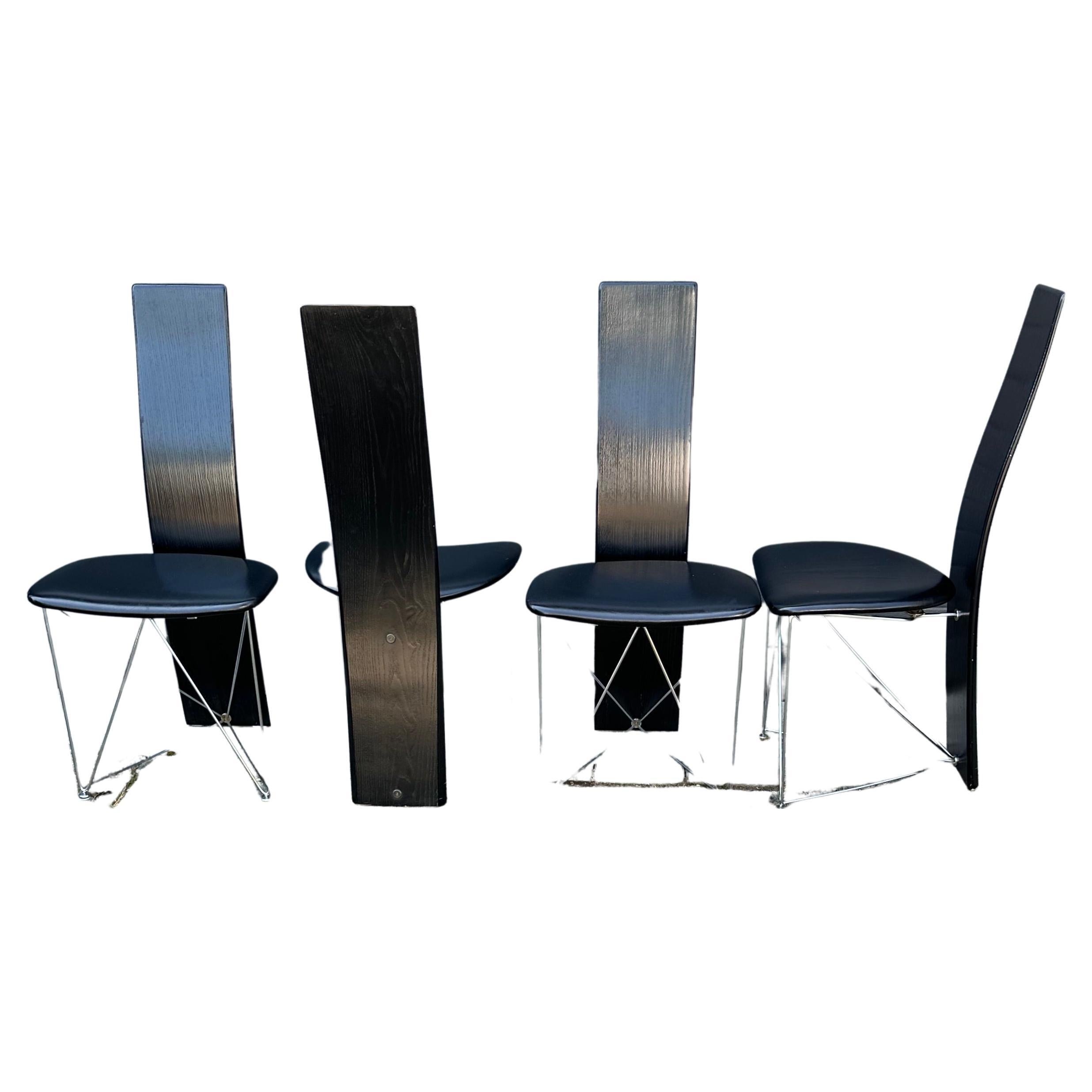Modernes Set aus 4 Esszimmerstühlen mit Ledersitzflächen von Torstein Flatøy für Bahus im Angebot
